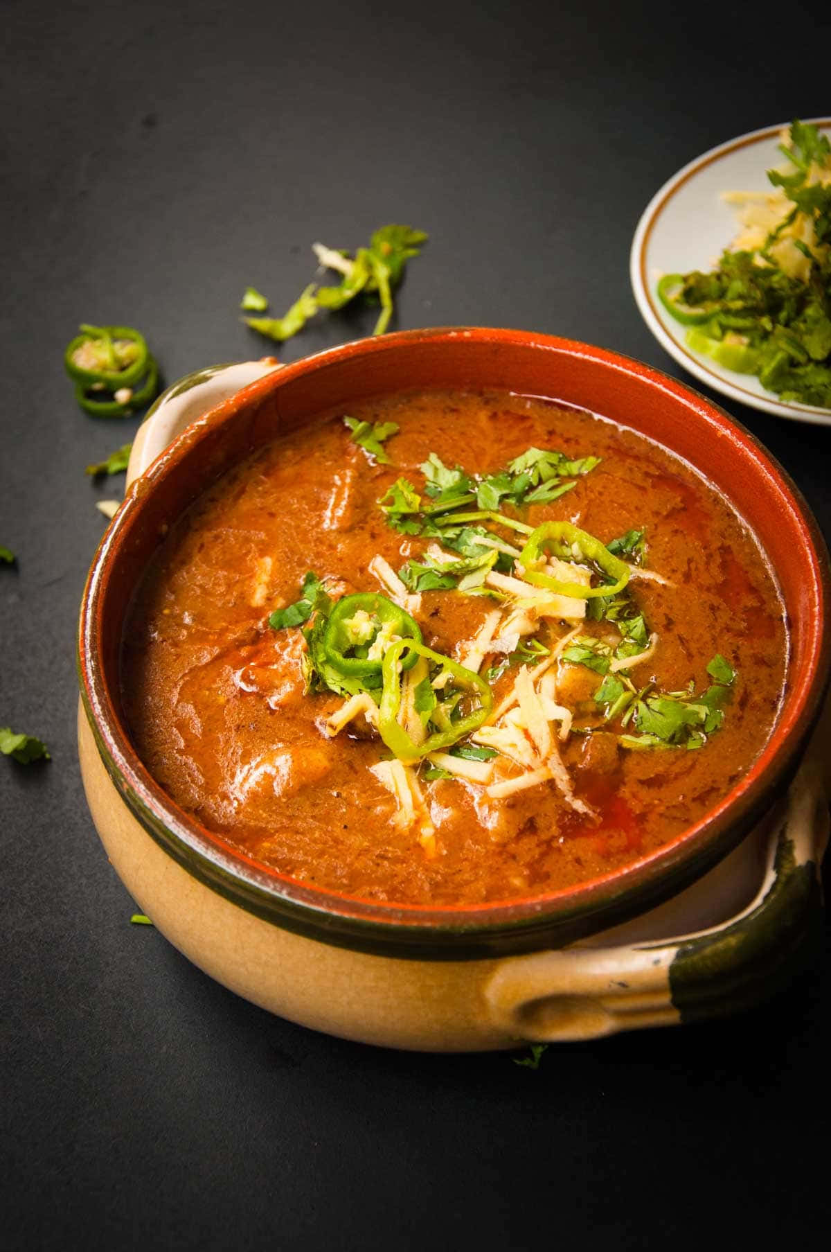 Nihari, rustic ceramic bowl, fresh cilantro, HD Phone Wallpaper