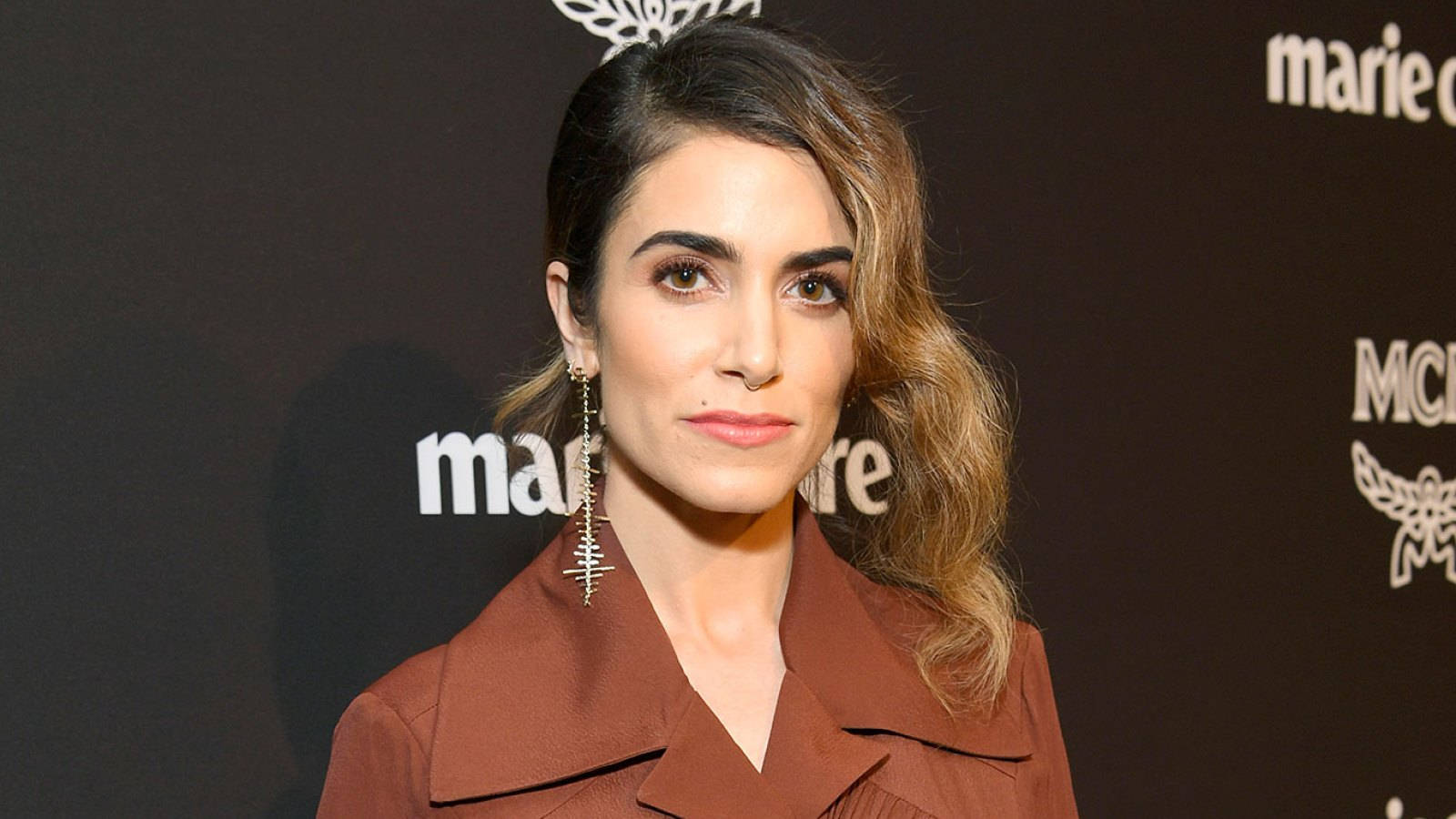 Nikki Reed, brown blazer, wavy brown hair, HD Desktop Wallpaper