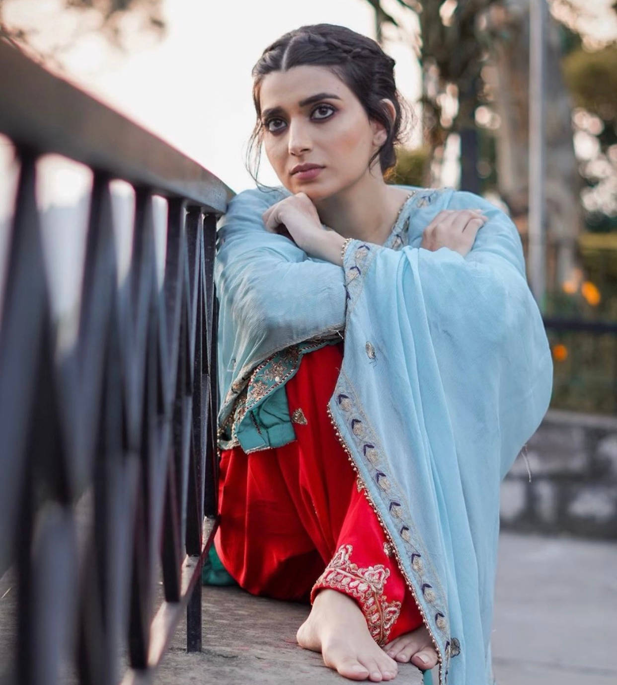 Nimrat Khaira, red and light blue traditional outfit, black metal railing, HD Phone Wallpaper