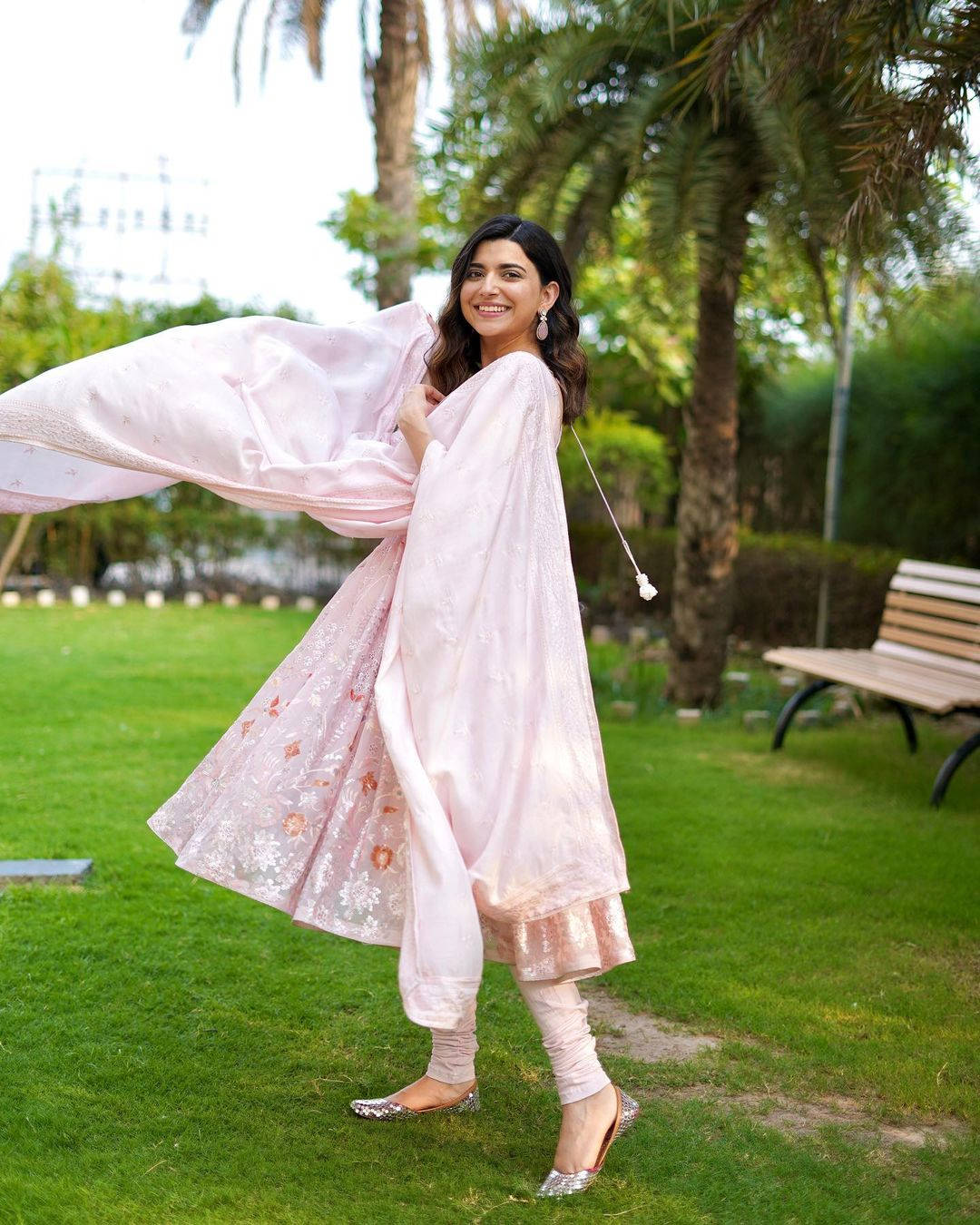 Nimrat Khaira, flowing pink embroidered outfit, grassy lawn, HD Phone Wallpaper