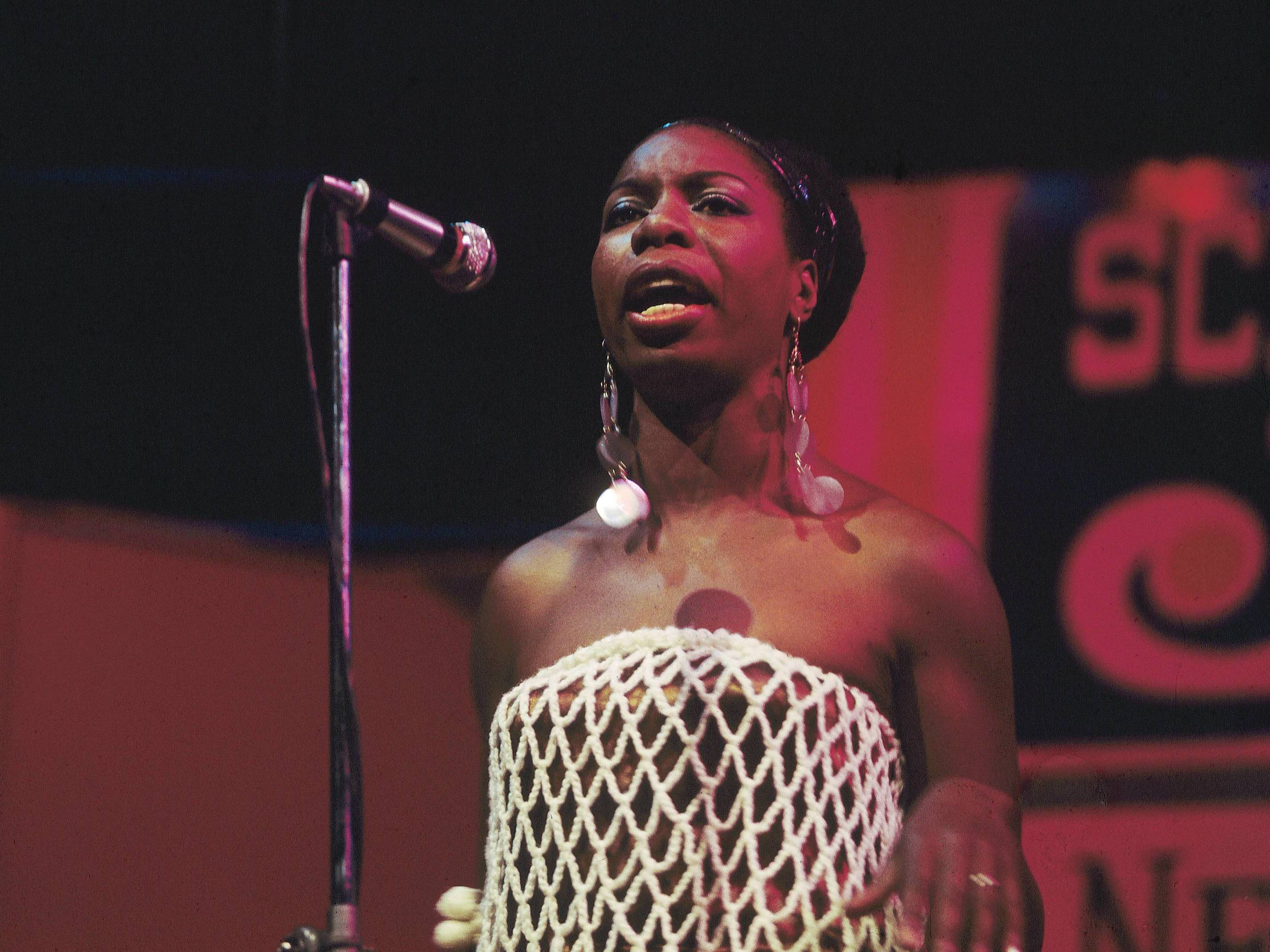 Nina Simone, 1968 Newport Jazz Festival, white netted top, 2K Desktop Wallpaper