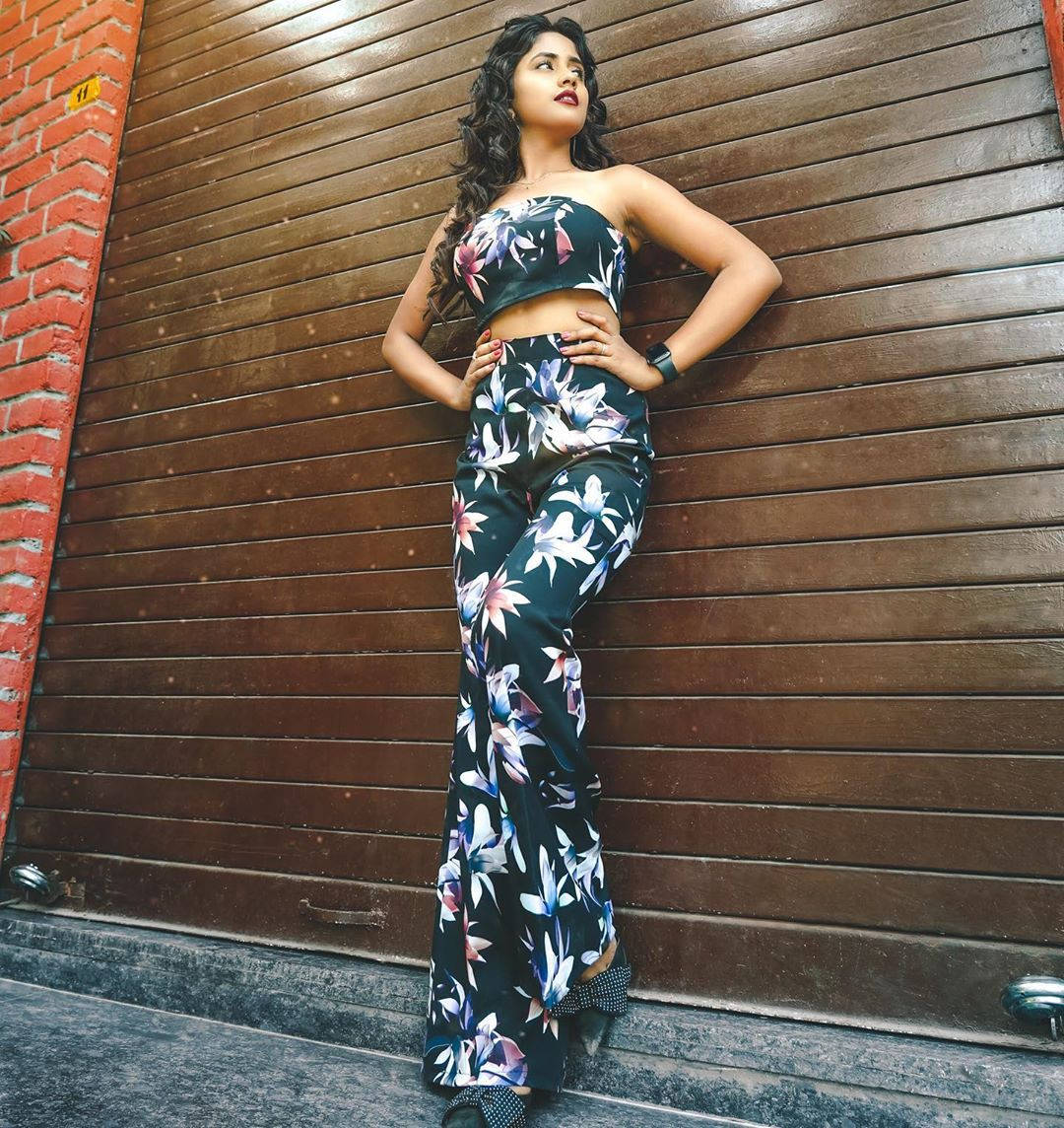 Nisha Guragain, black floral-style clothes, wooden shutter, SD Phone Wallpaper