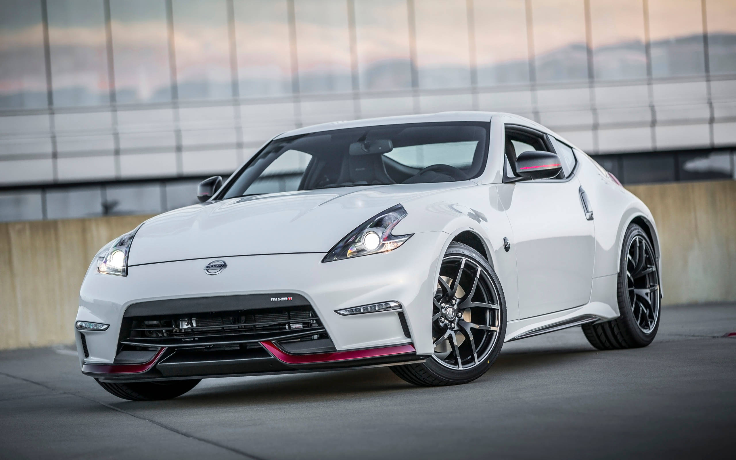 Nissan 370Z, white, black rims, 2K Desktop Wallpaper