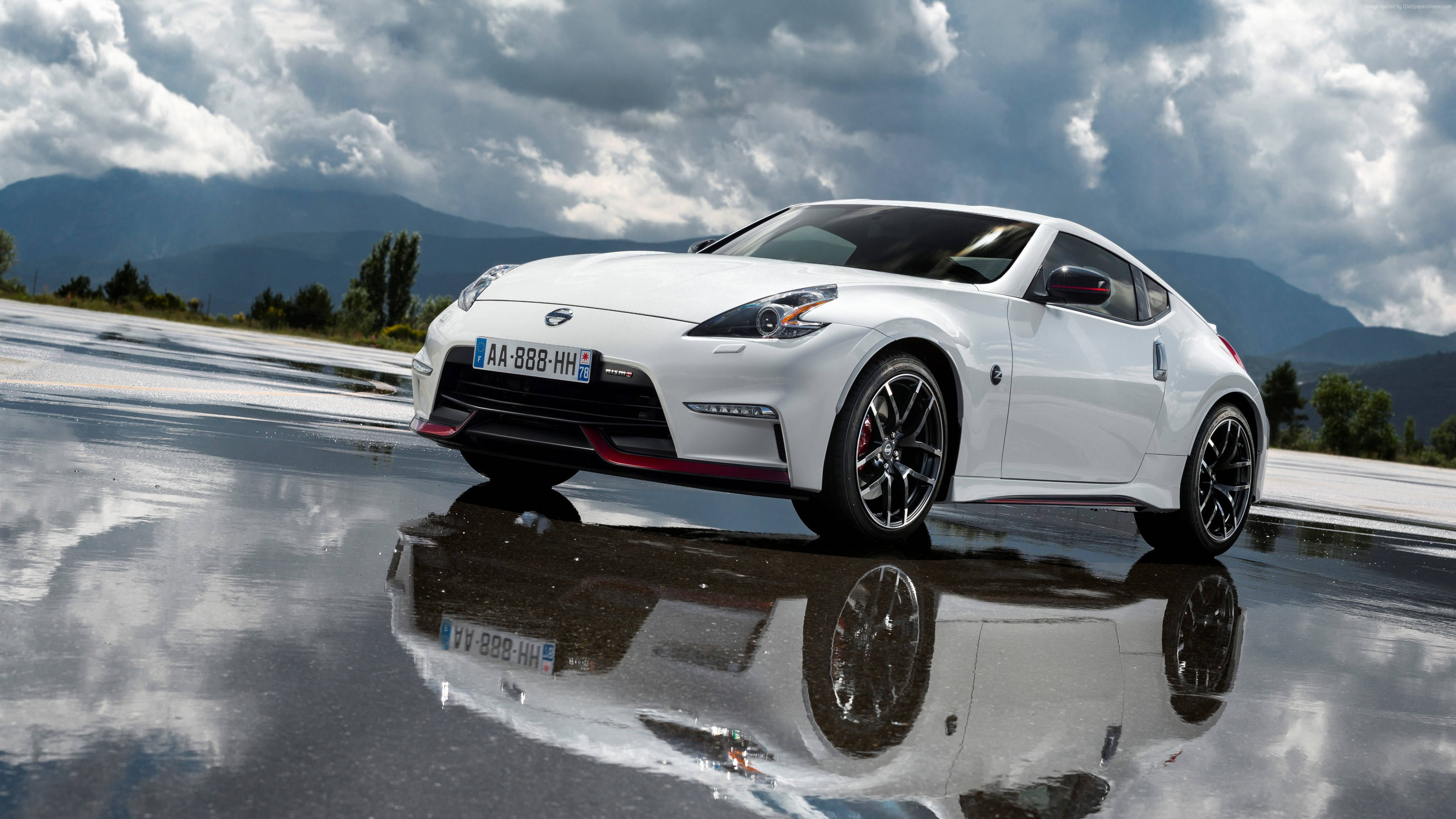 Nissan 370Z, white sports car, red accents, 4K Desktop Wallpaper
