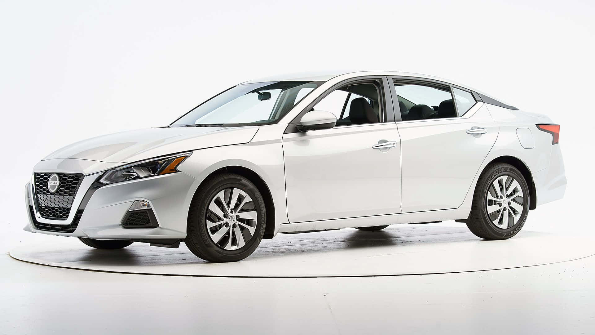 Nissan Altima, white, studio setting, Full HD Desktop Wallpaper