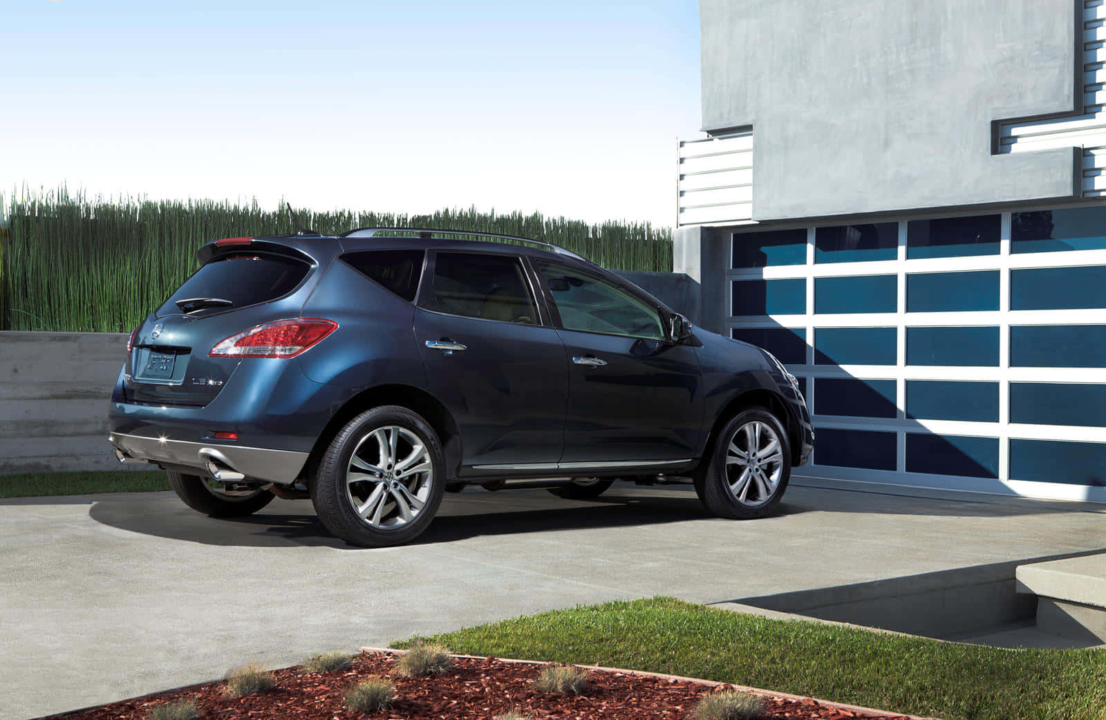 Nissan Murano, blue, modern house, HD Desktop Wallpaper