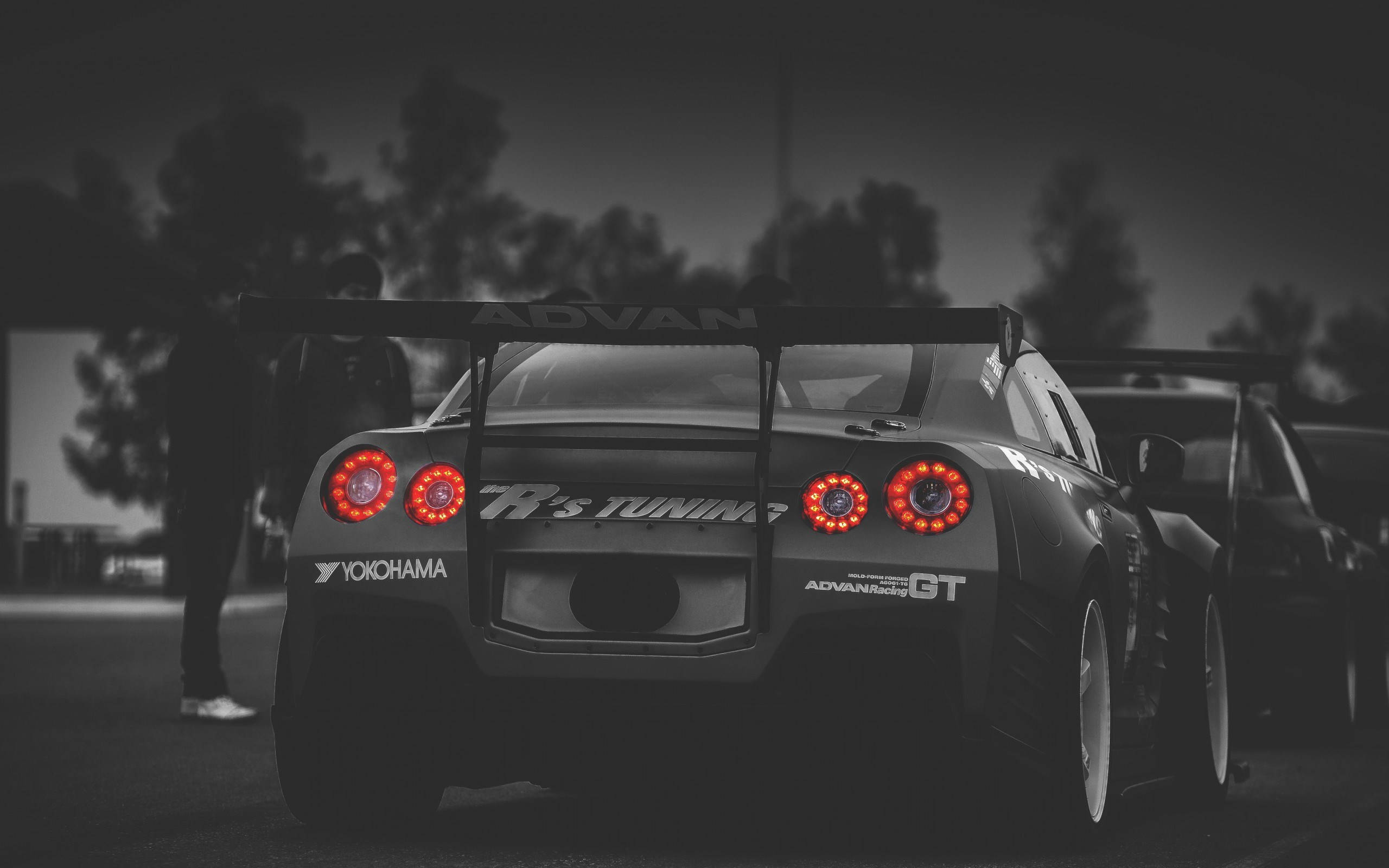 Nissan Skyline GTR R35, greyscale, dusk, 2K Desktop Wallpaper