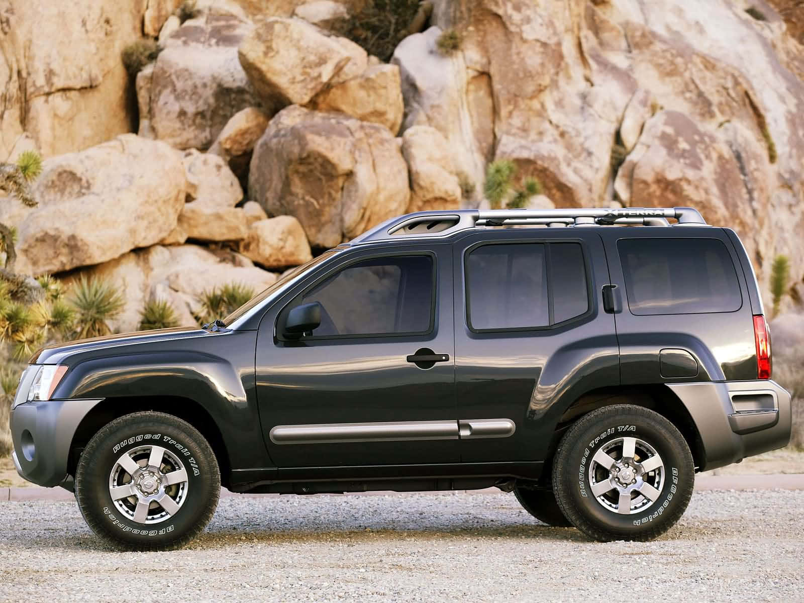 Nissan Xterra, black SUV, silver roof racks, HD Desktop Wallpaper