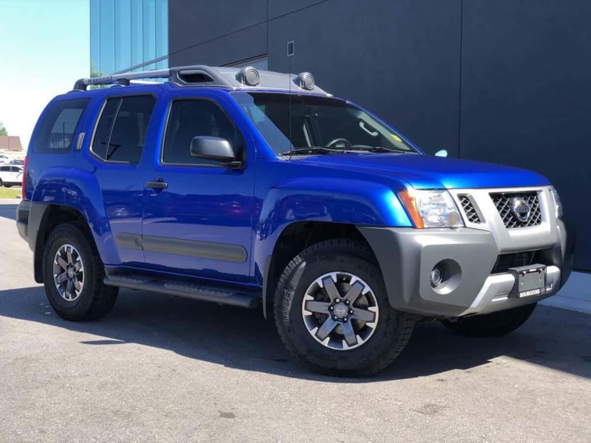 Nissan Xterra, vibrant blue, silver accents, SD Desktop Wallpaper