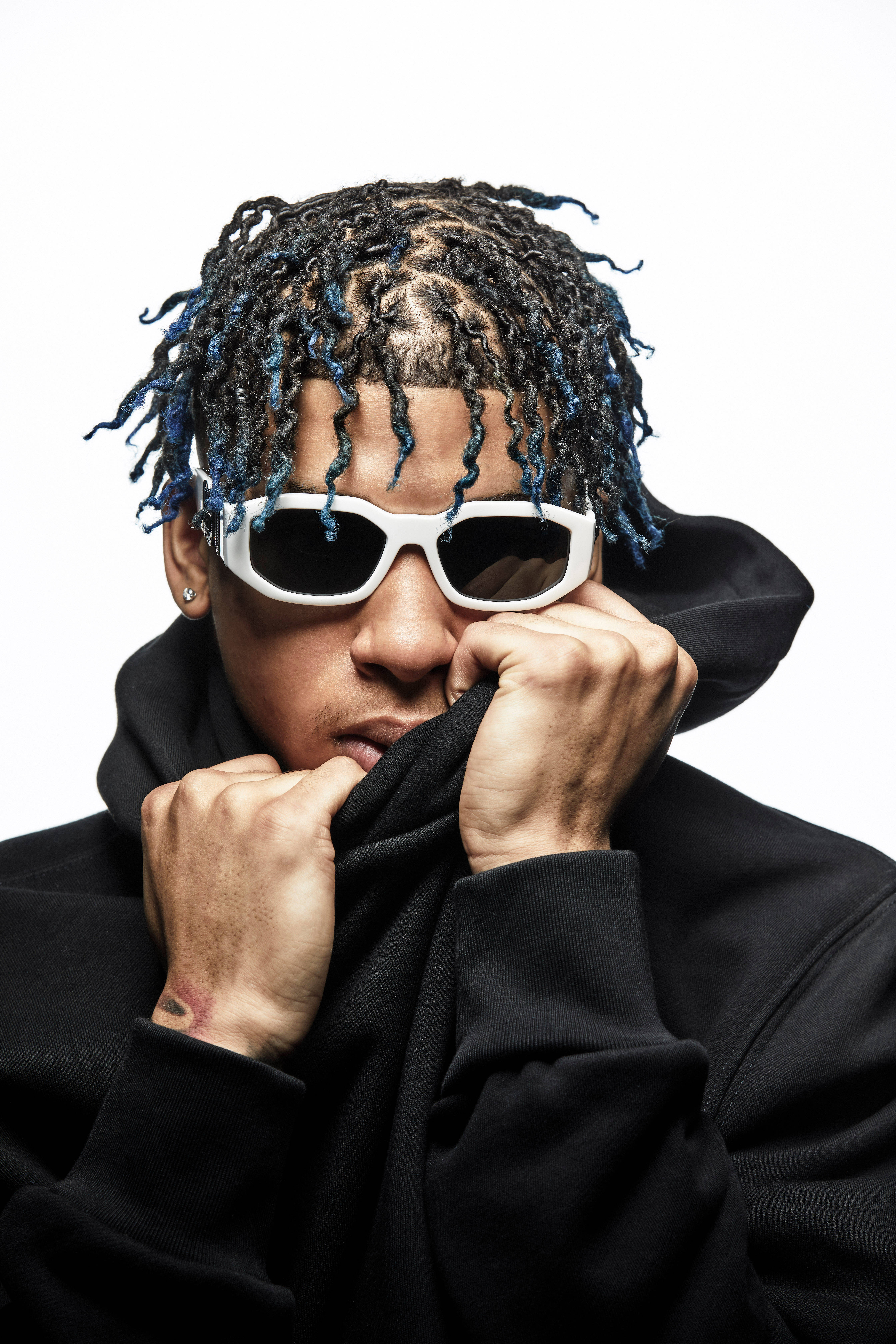 Nle Choppa, blue and black dreadlocks, white sunglasses, 5K Phone Wallpaper