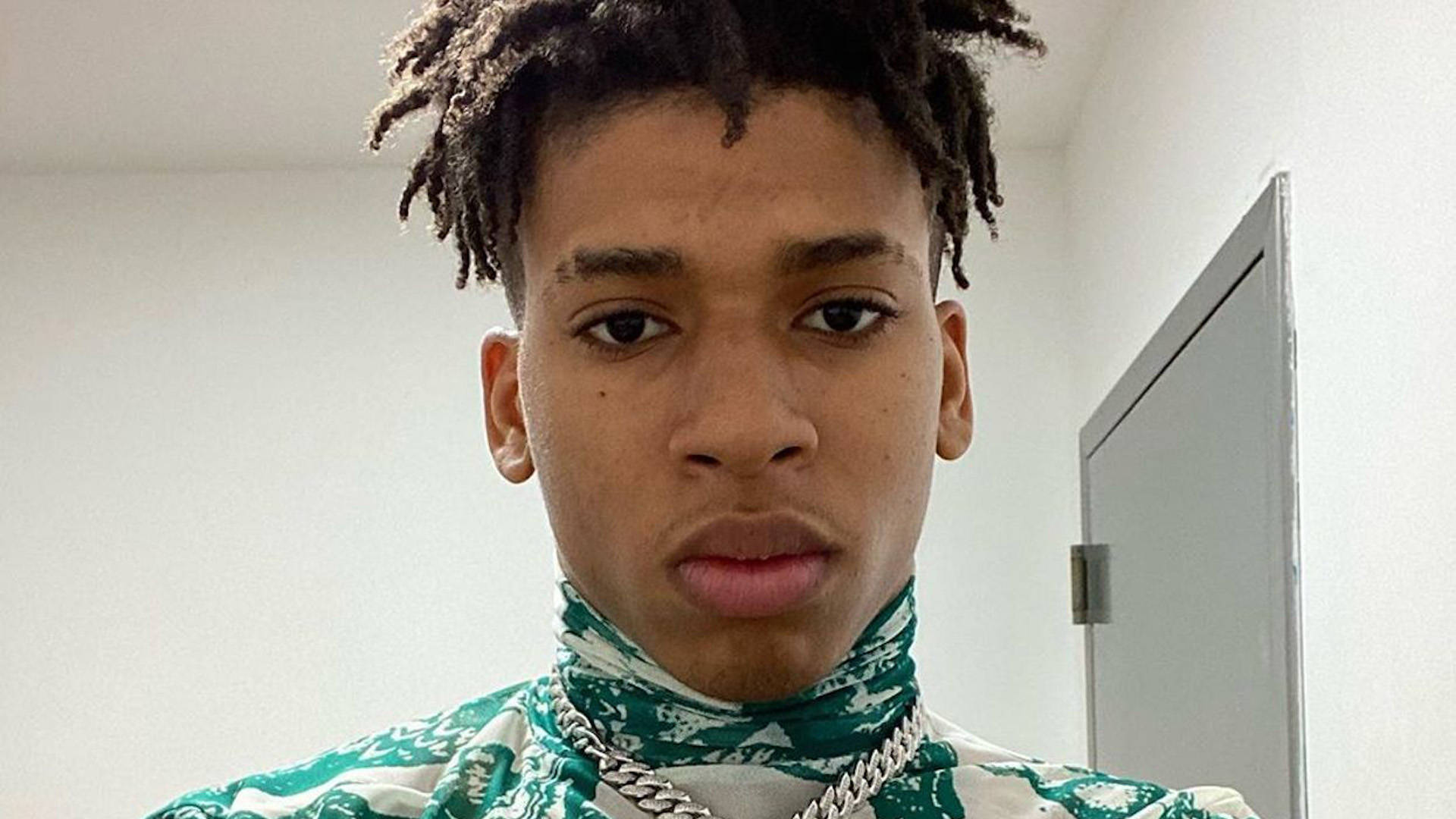 Nle Choppa, textured dreadlocks, green and white patterned turtleneck, Full HD Desktop Wallpaper