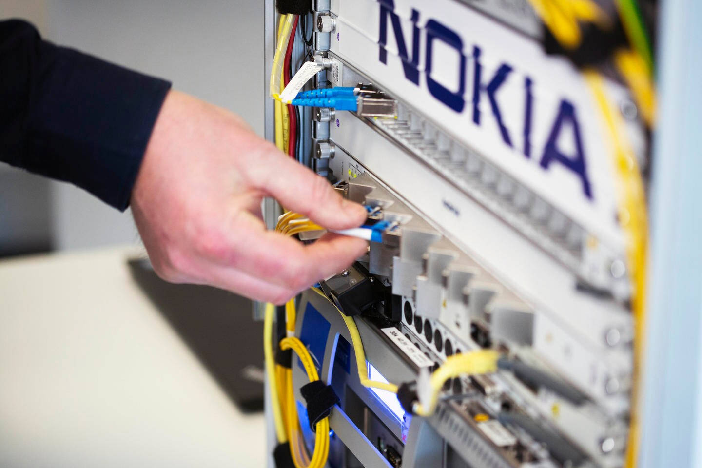 Nokia, Ultra-High-Speed Broadband, fiber optic cable, HD Desktop Wallpaper