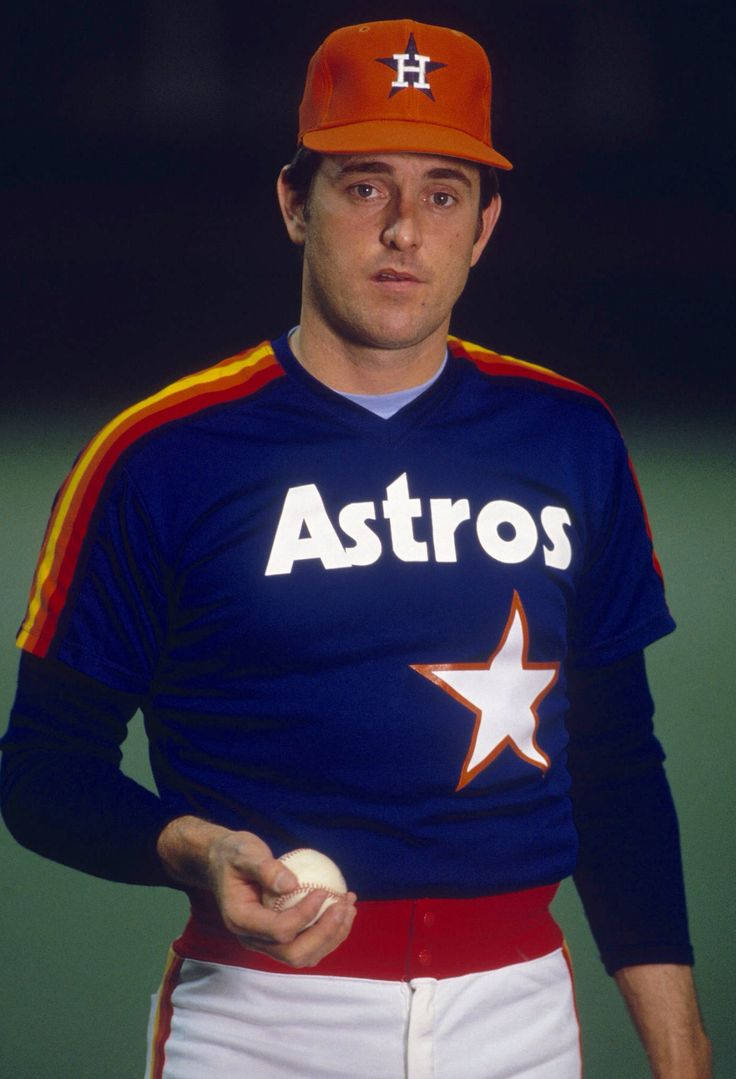 Nolan Ryan, dark blue Astros jersey, orange star, SD Phone Wallpaper
