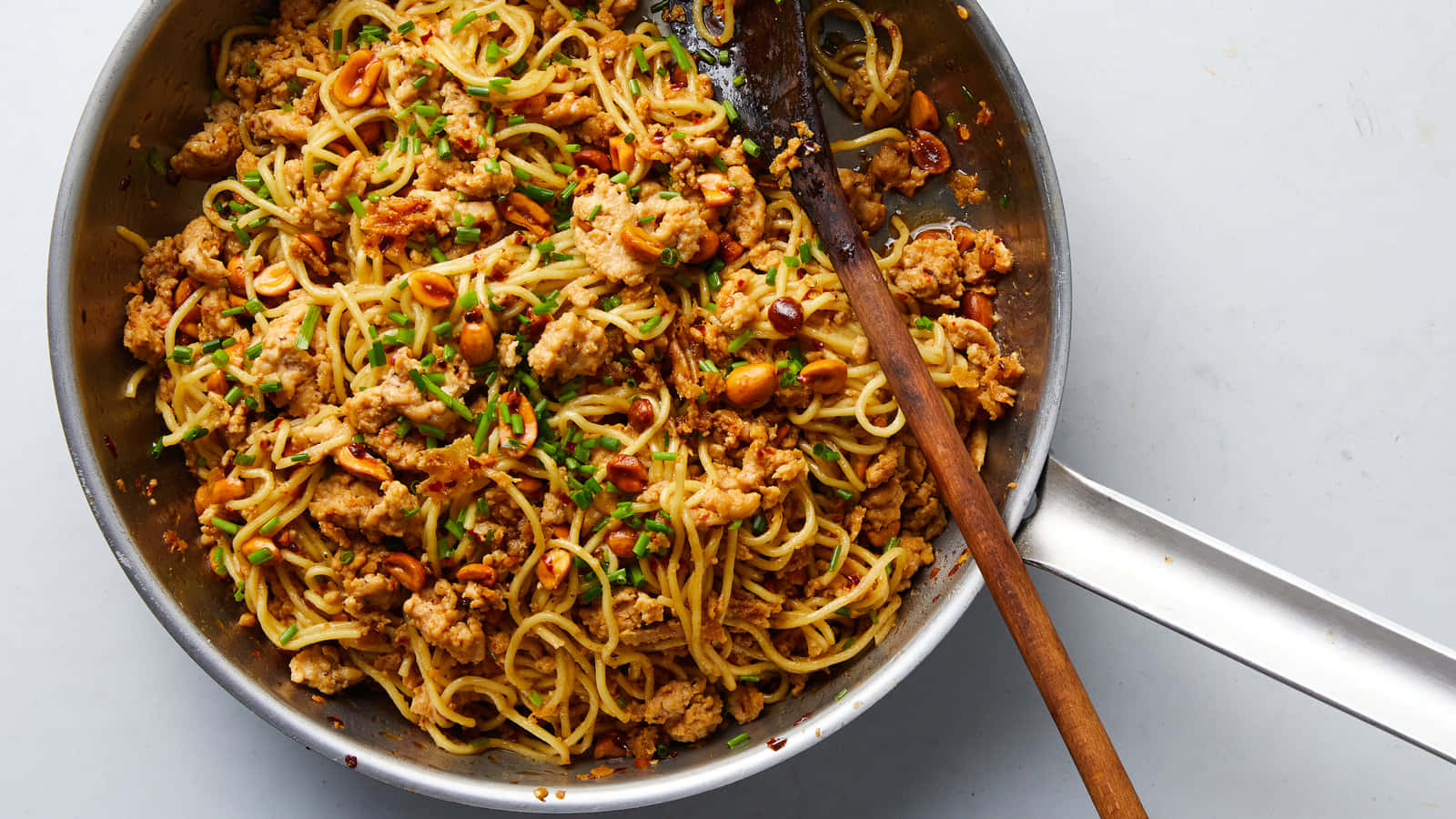 spicy sesame noodles, chicken, peanuts, HD Desktop Wallpaper