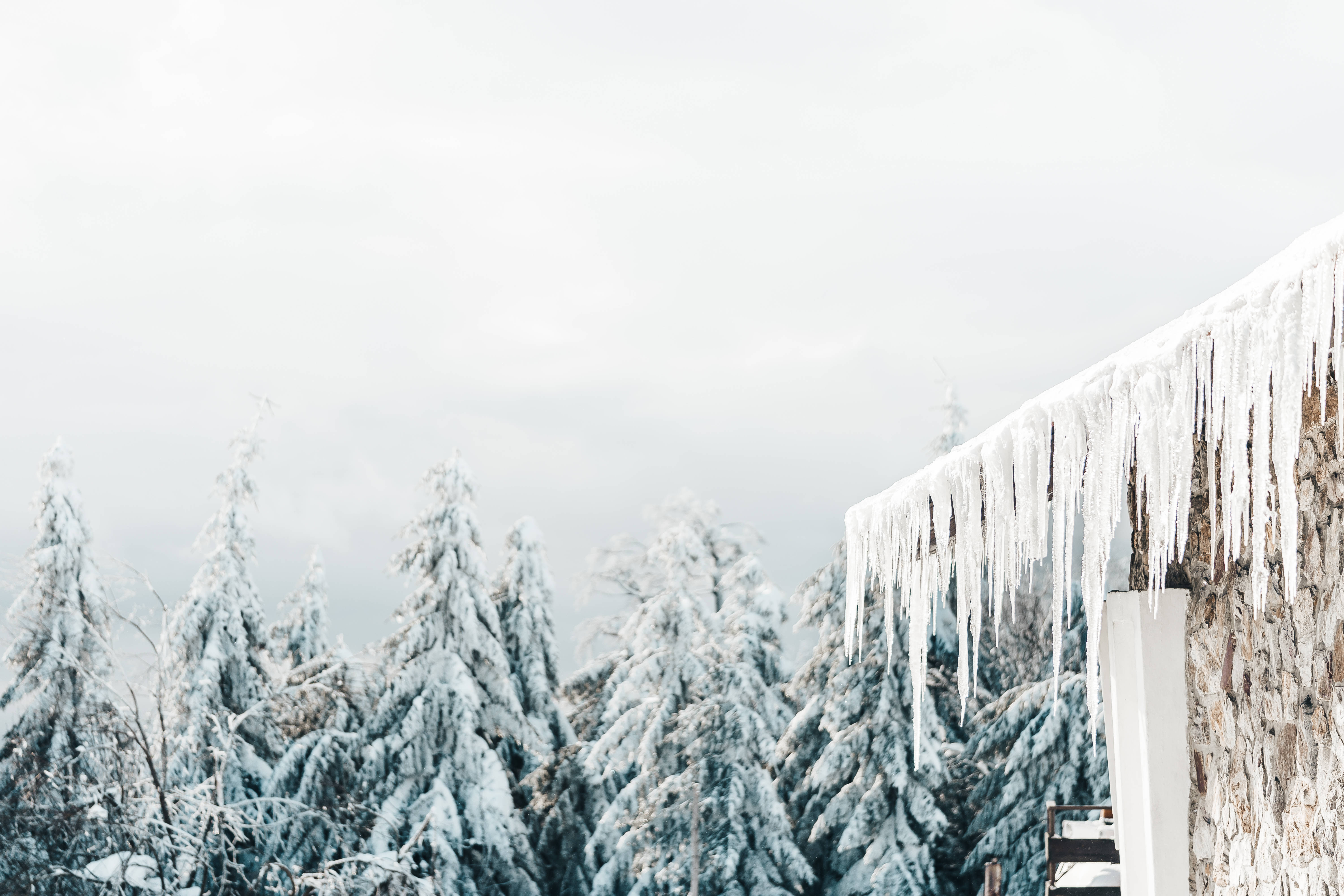 Nordic Forest, icicles, stone roof, 5K Desktop Wallpaper