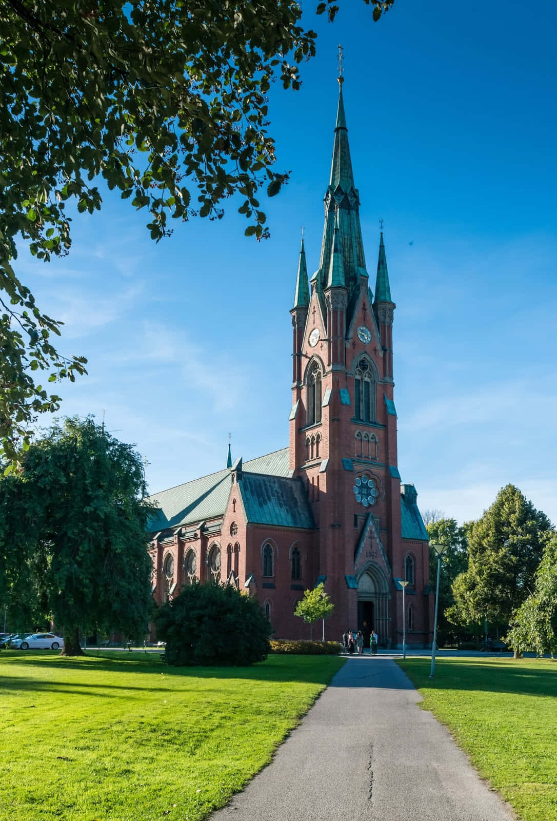 Norrköping, red brick church, green spires, HD Phone Wallpaper