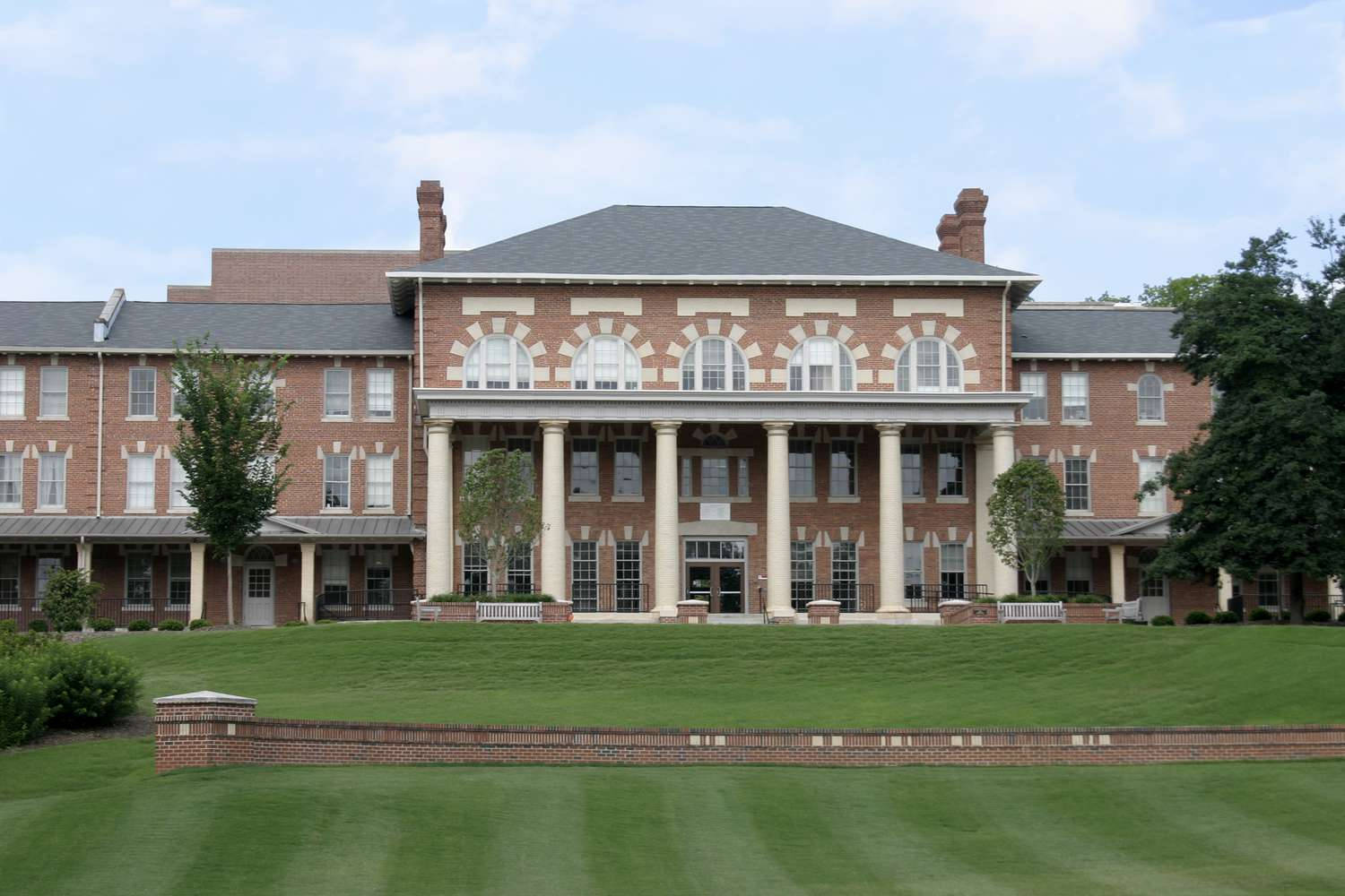 North Carolina State University, Victorian building, brick building, HD Desktop Wallpaper