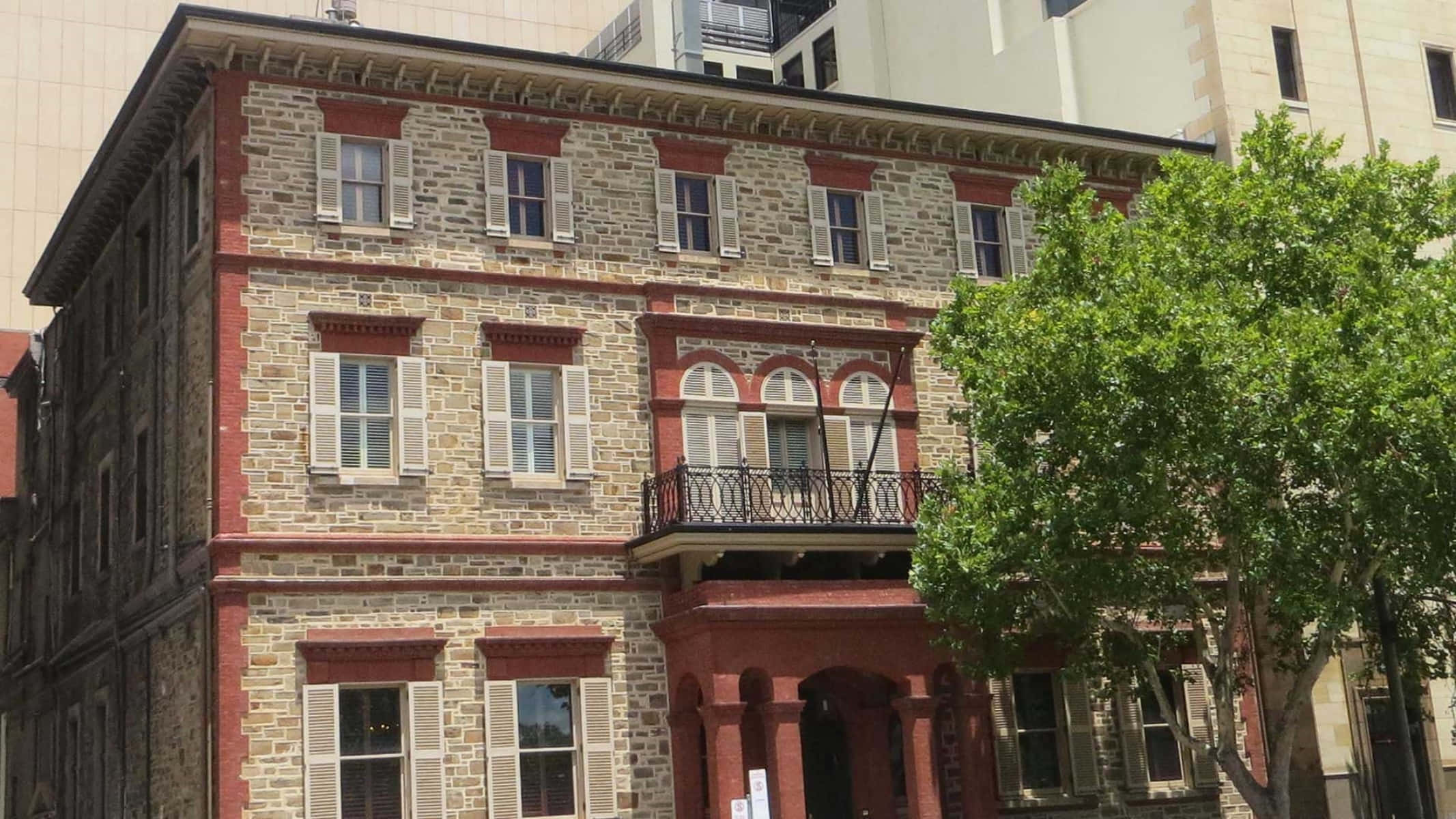 North Terrace Adelaide, historic stone building, red trim, Full HD Desktop Wallpaper