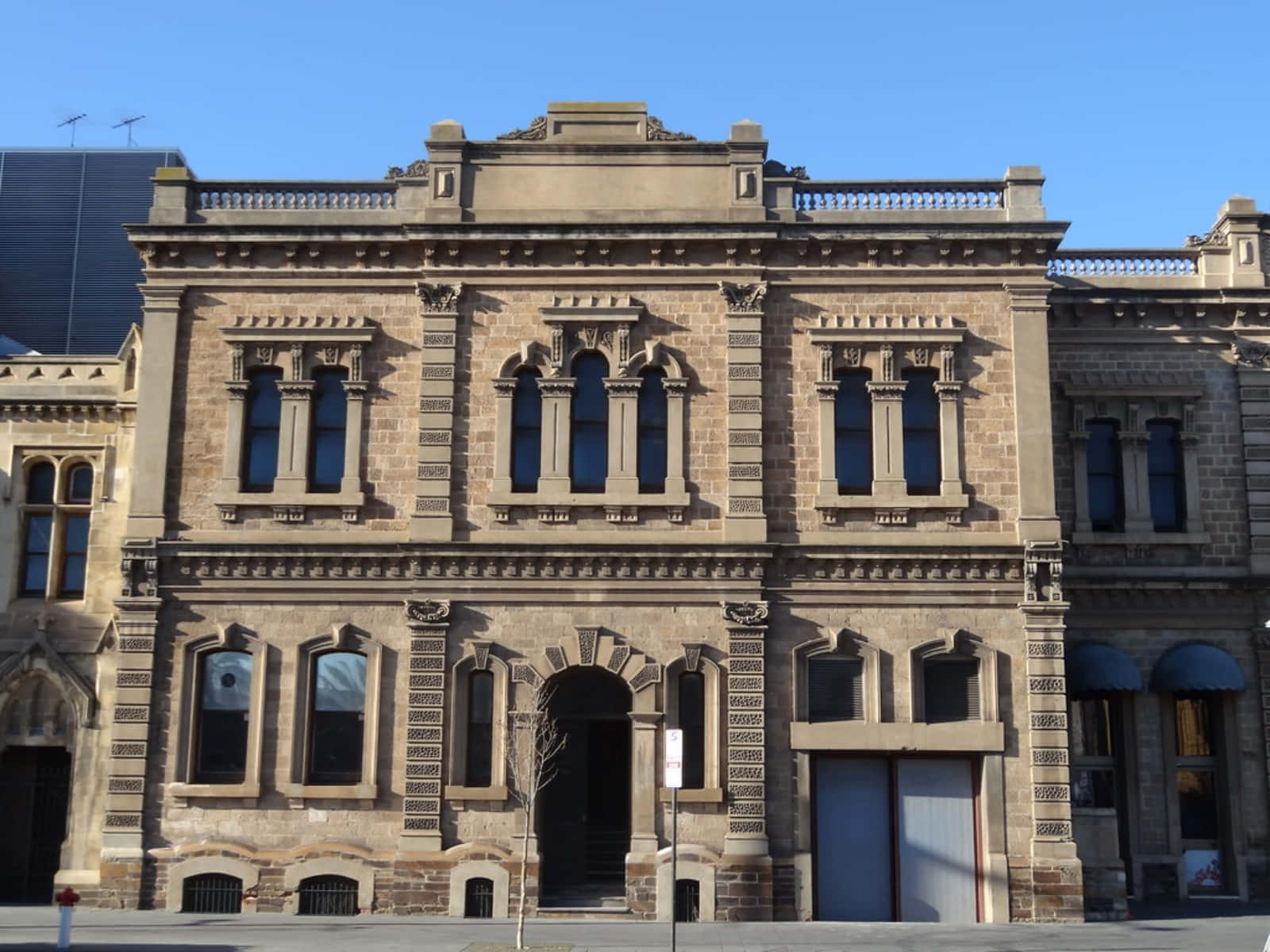 North Terrace Adelaide, sandstone building, ornate carvings, HD Desktop Wallpaper