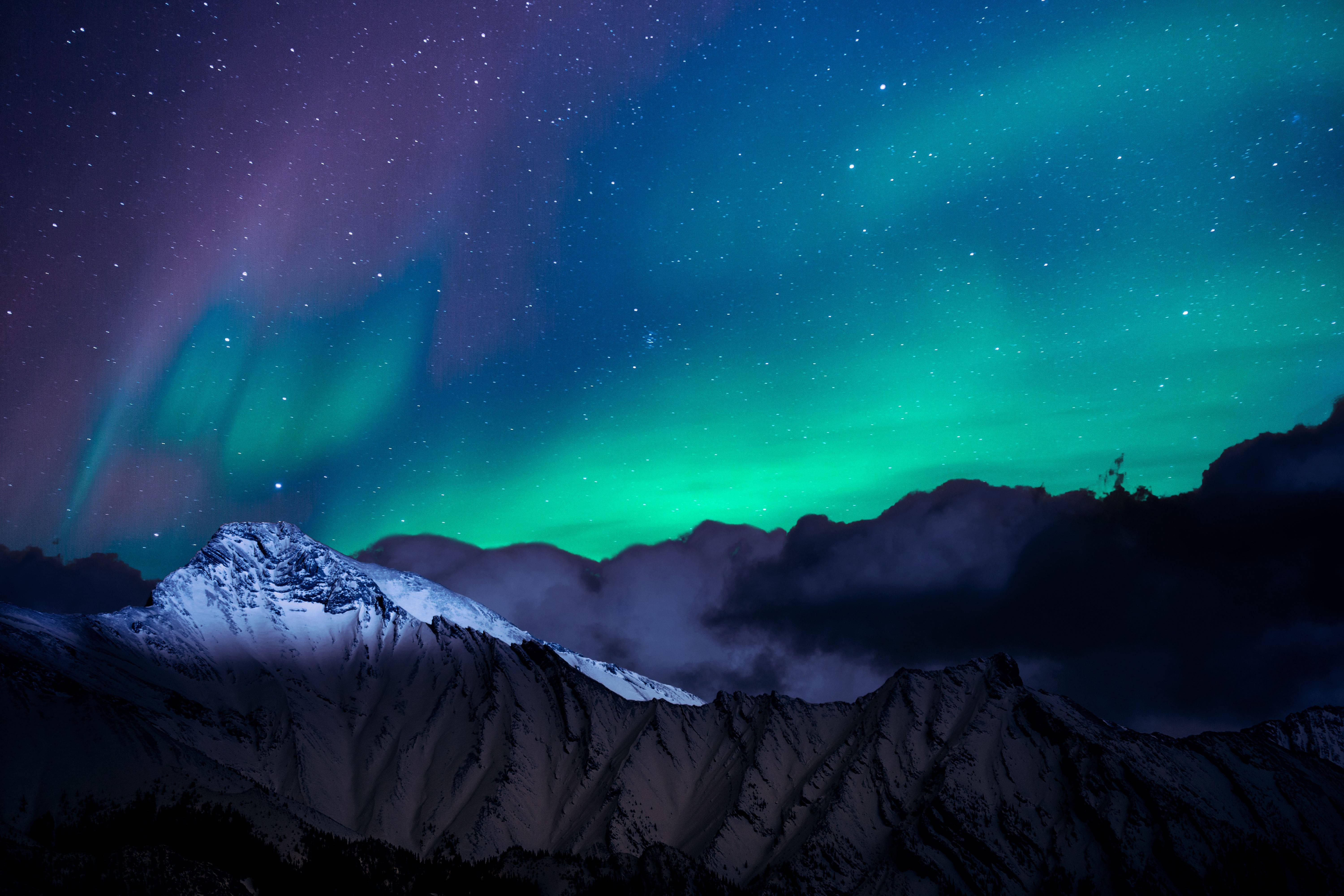 Northern Lights, aurora borealis, snowcapped mountain peaks, 5K Desktop Wallpaper