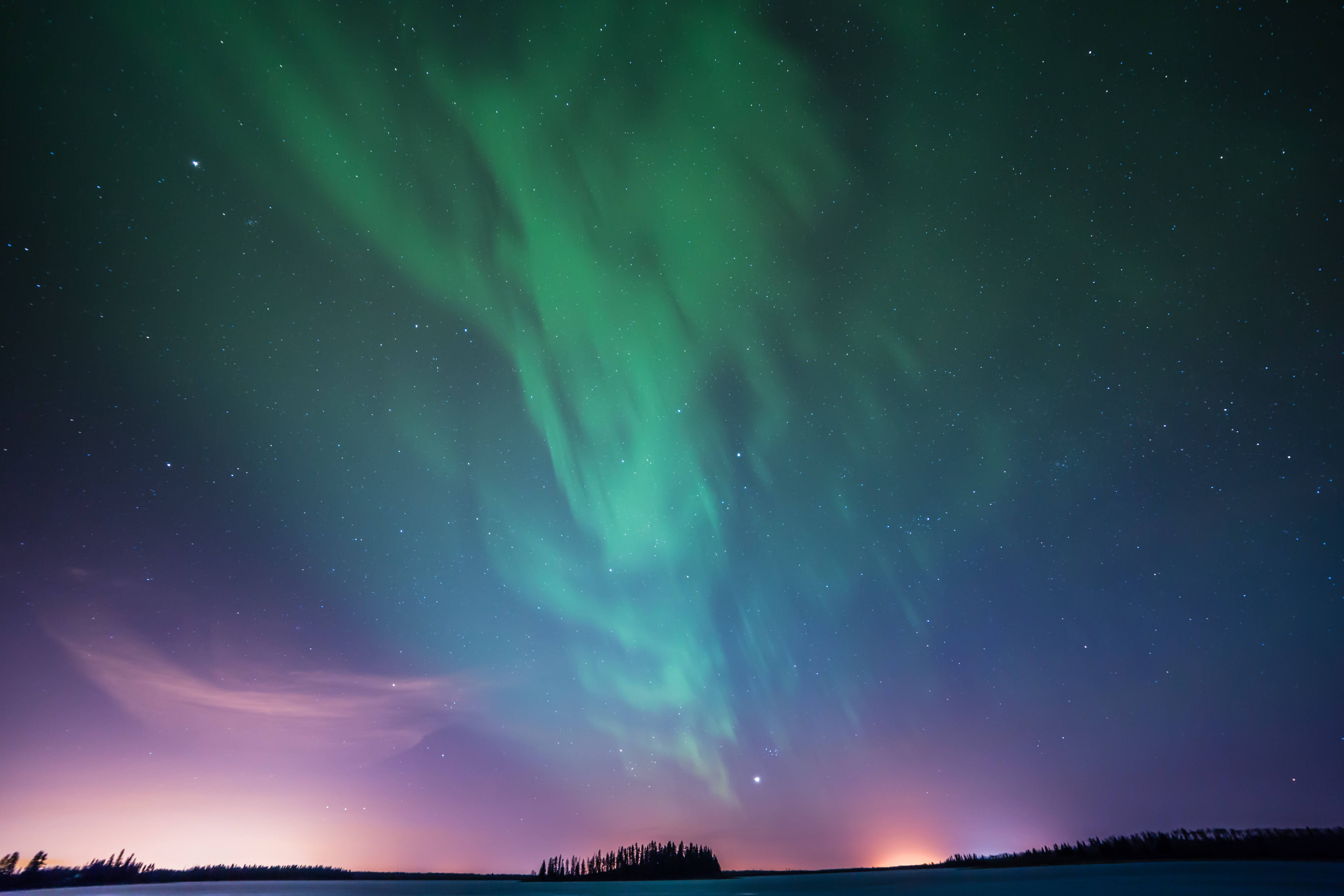 Northern Lights, glowing dawn sky, vibrant green and purple aurora borealis, 5K Desktop Wallpaper