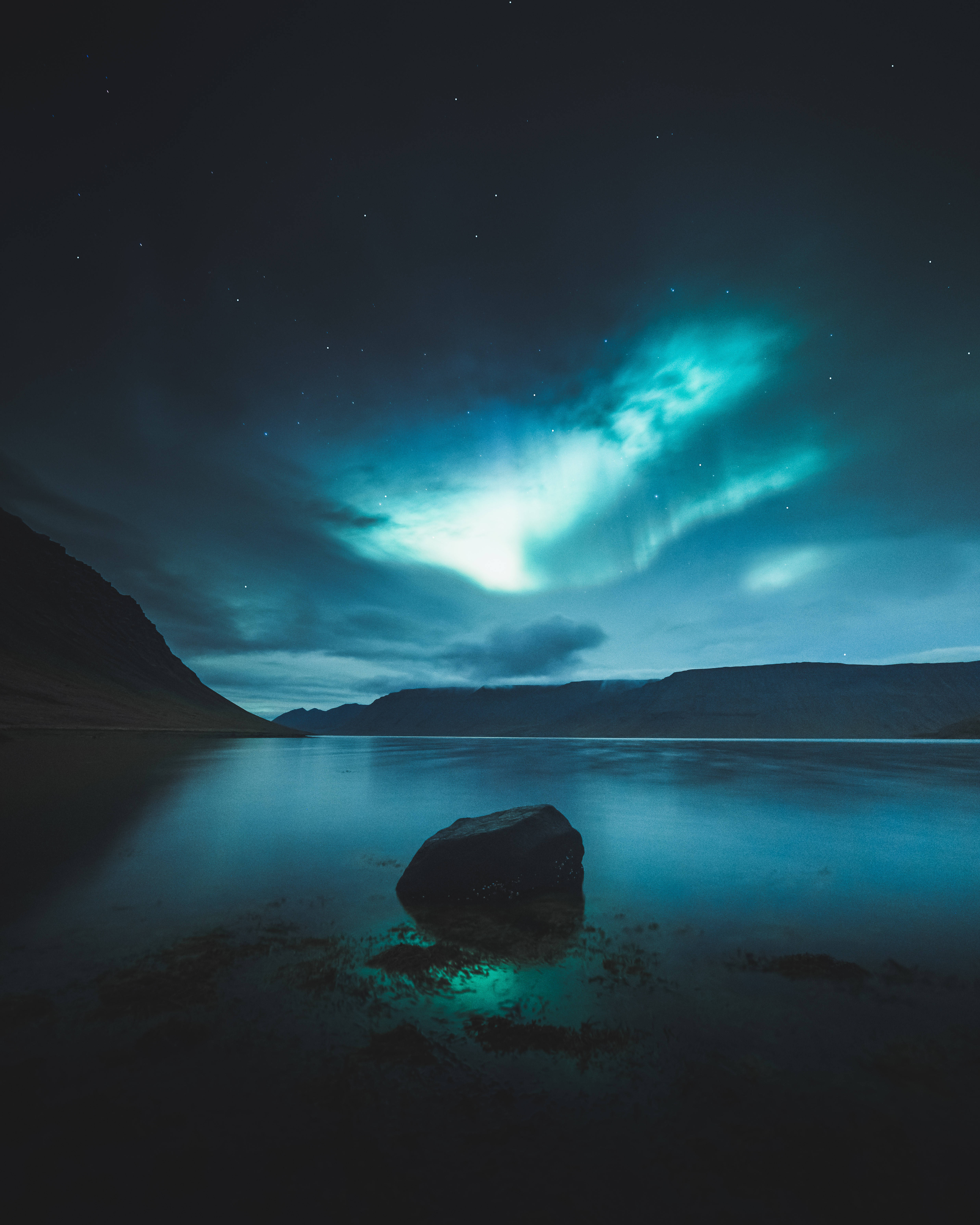 Northern Lights, aurora borealis, starry night skies, 5K Phone Wallpaper