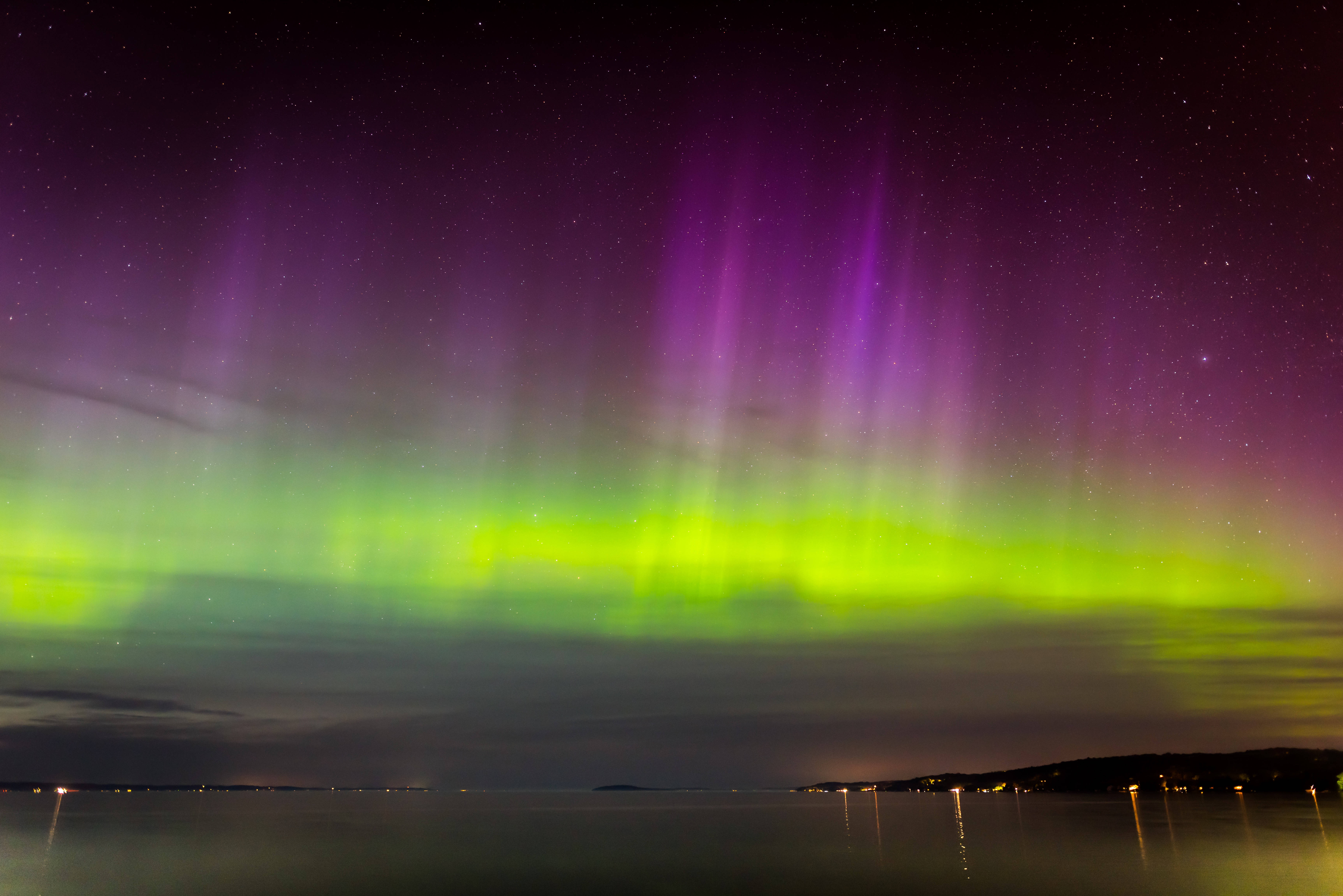 Green And Violet Northern Lights, auroras, starry night sky, 5K Desktop Wallpaper