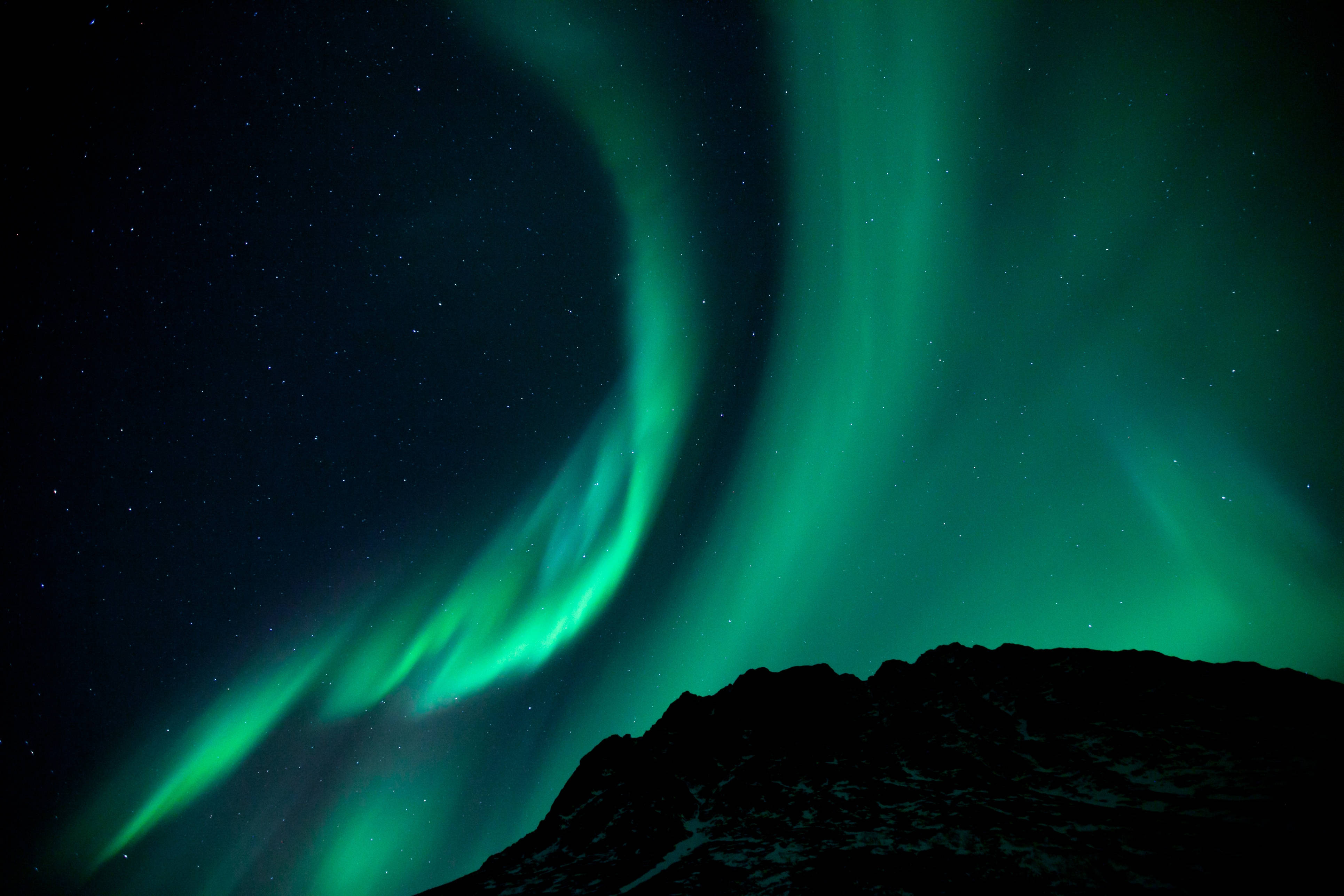 Northern Lights, aurora borealis, starry night sky, 4K Desktop Wallpaper