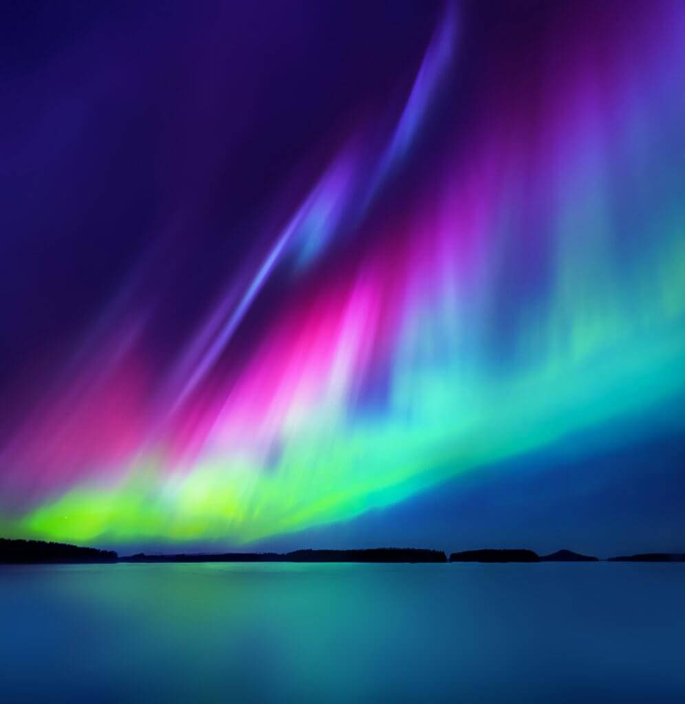Note 10, rainbow northern light, aurora borealis, SD Phone Wallpaper