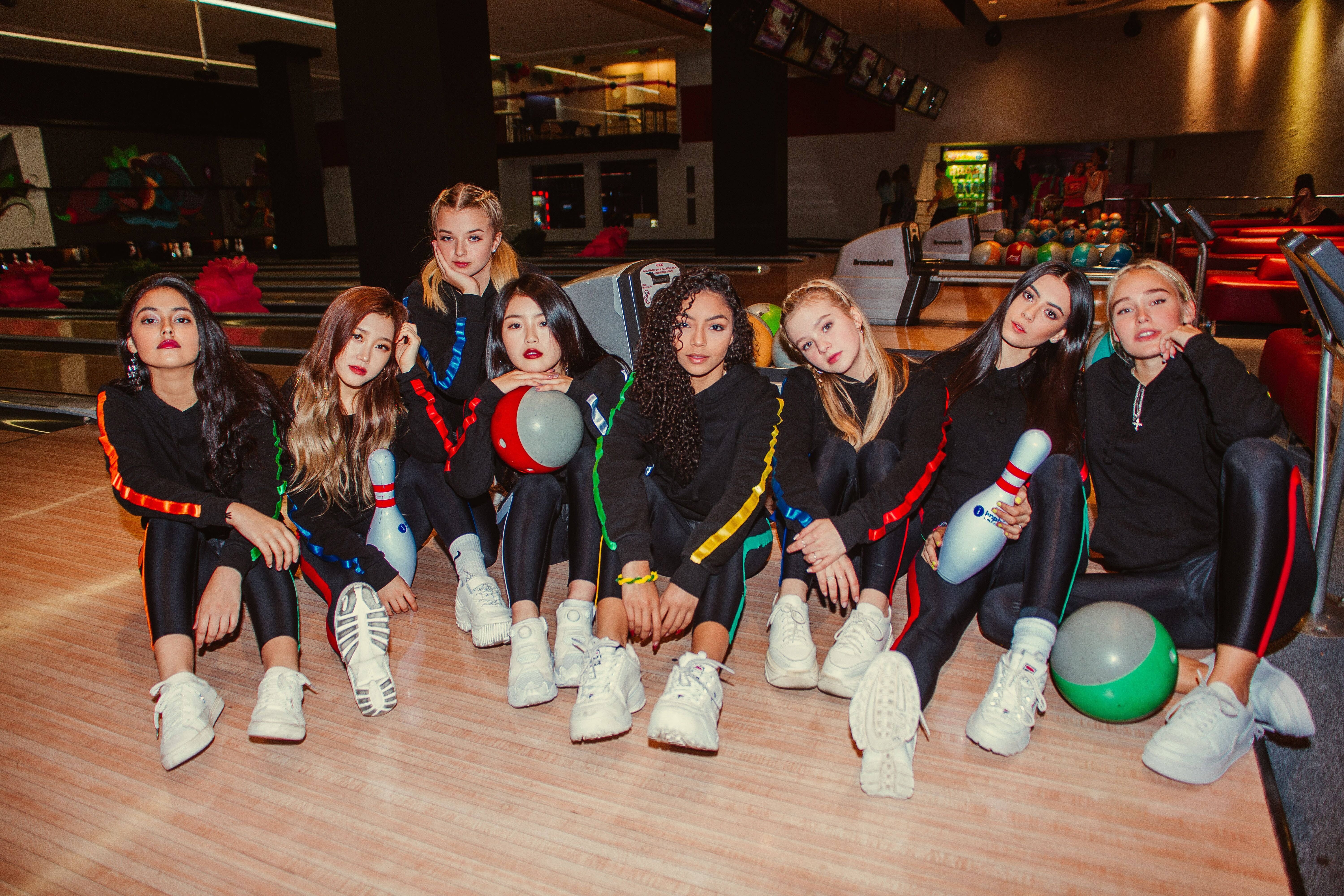 Now United, bowling alley lane, colorful bowling pins, 5K Desktop Wallpaper
