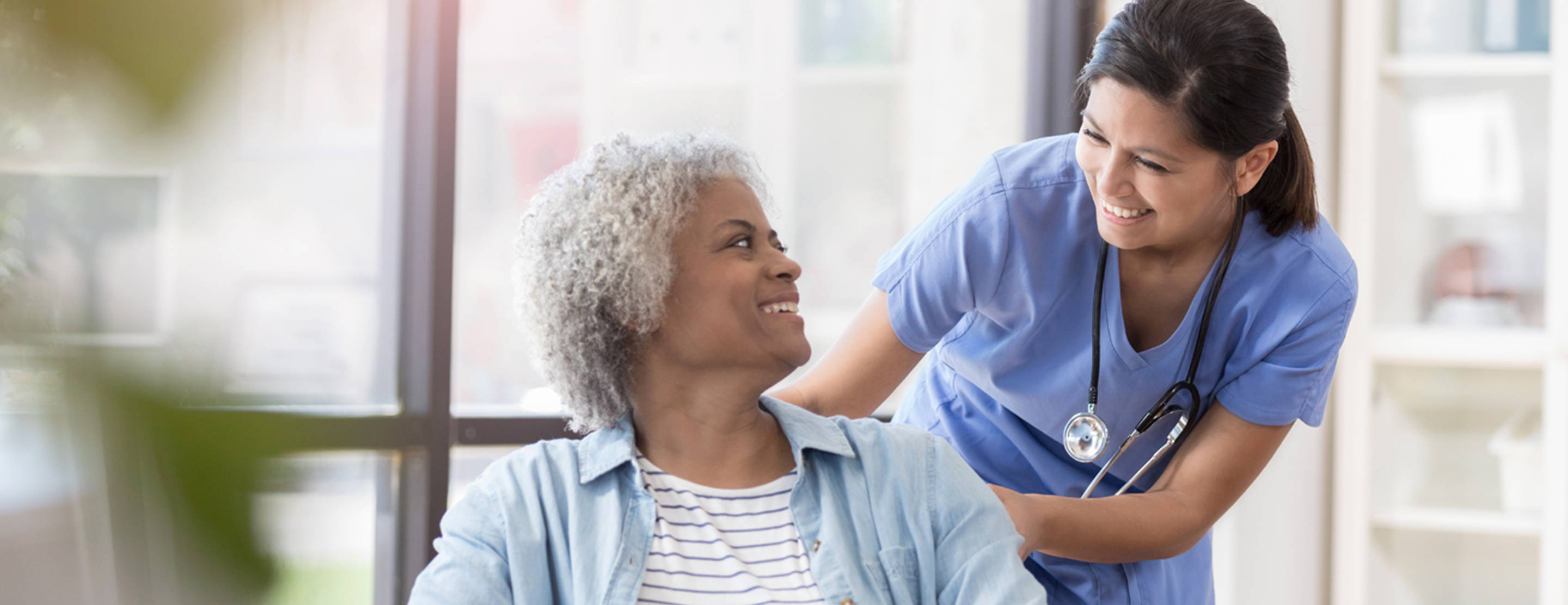 nurse, blue scrubs, elderly woman, 2K Desktop Wallpaper