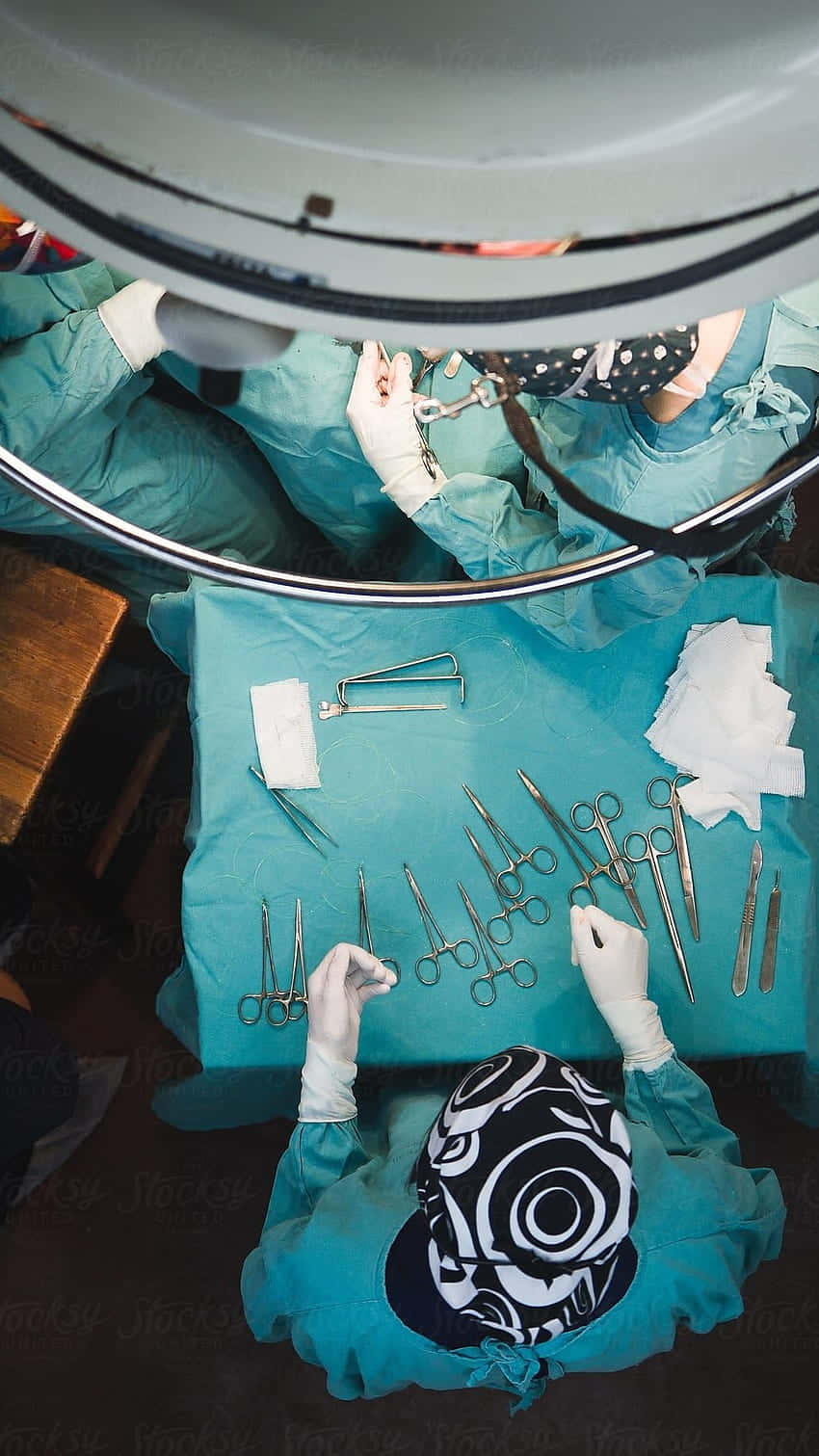 surgical team, teal scrubs, gloves, HD Phone Wallpaper