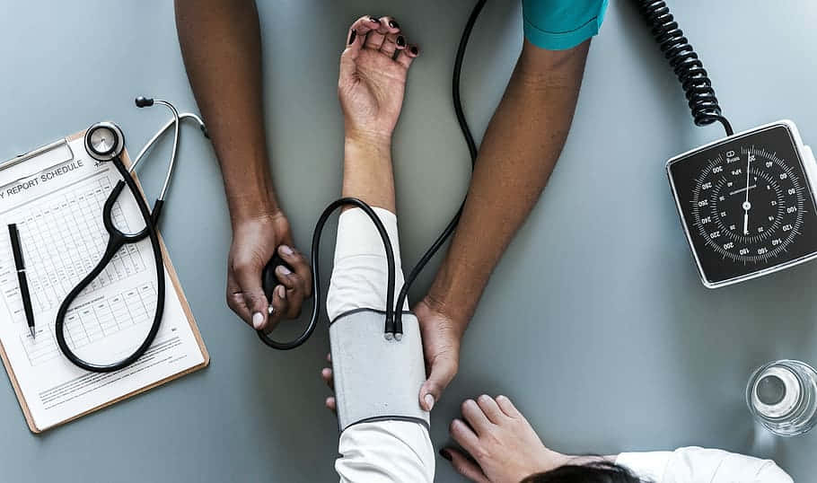 doctor, patient, blood pressure, SD Desktop Wallpaper