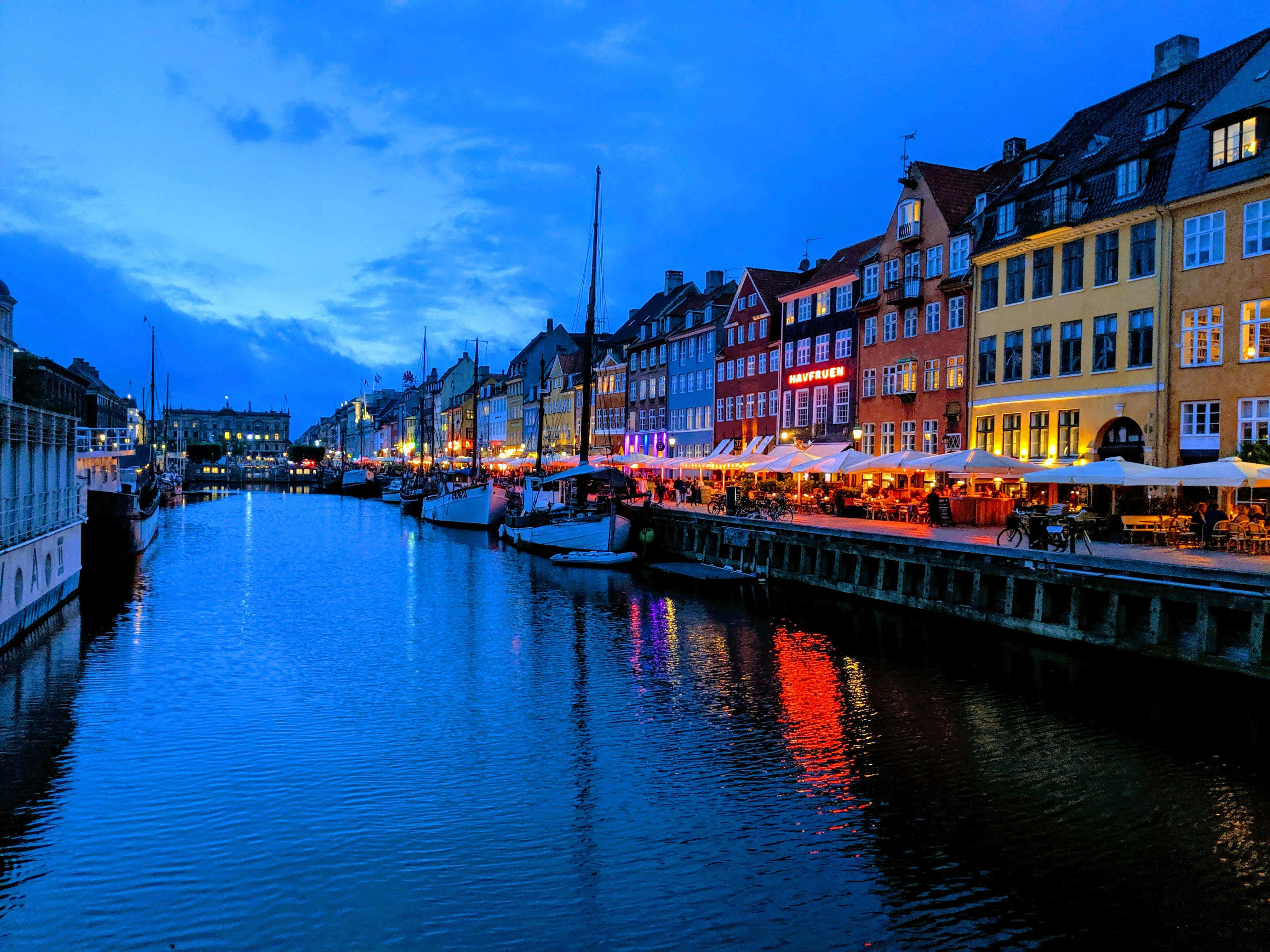 Nyhavn, twilight, colorful historic buildings, 4K Desktop Wallpaper