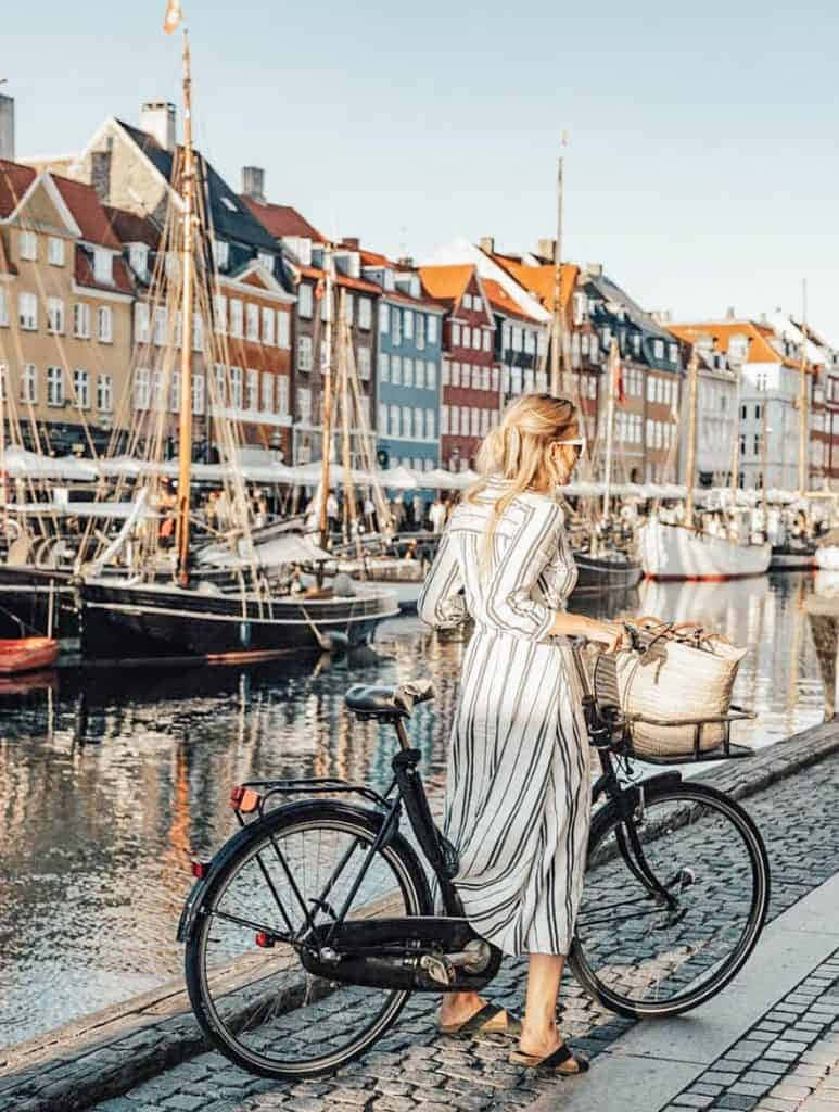 Nyhavn, striped dress, cobblestone quay, SD Phone Wallpaper