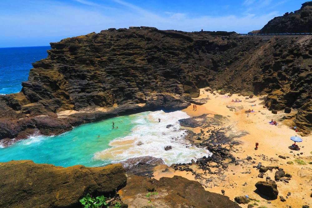 Oahu, turquoise waters, golden sand, SD Desktop Wallpaper