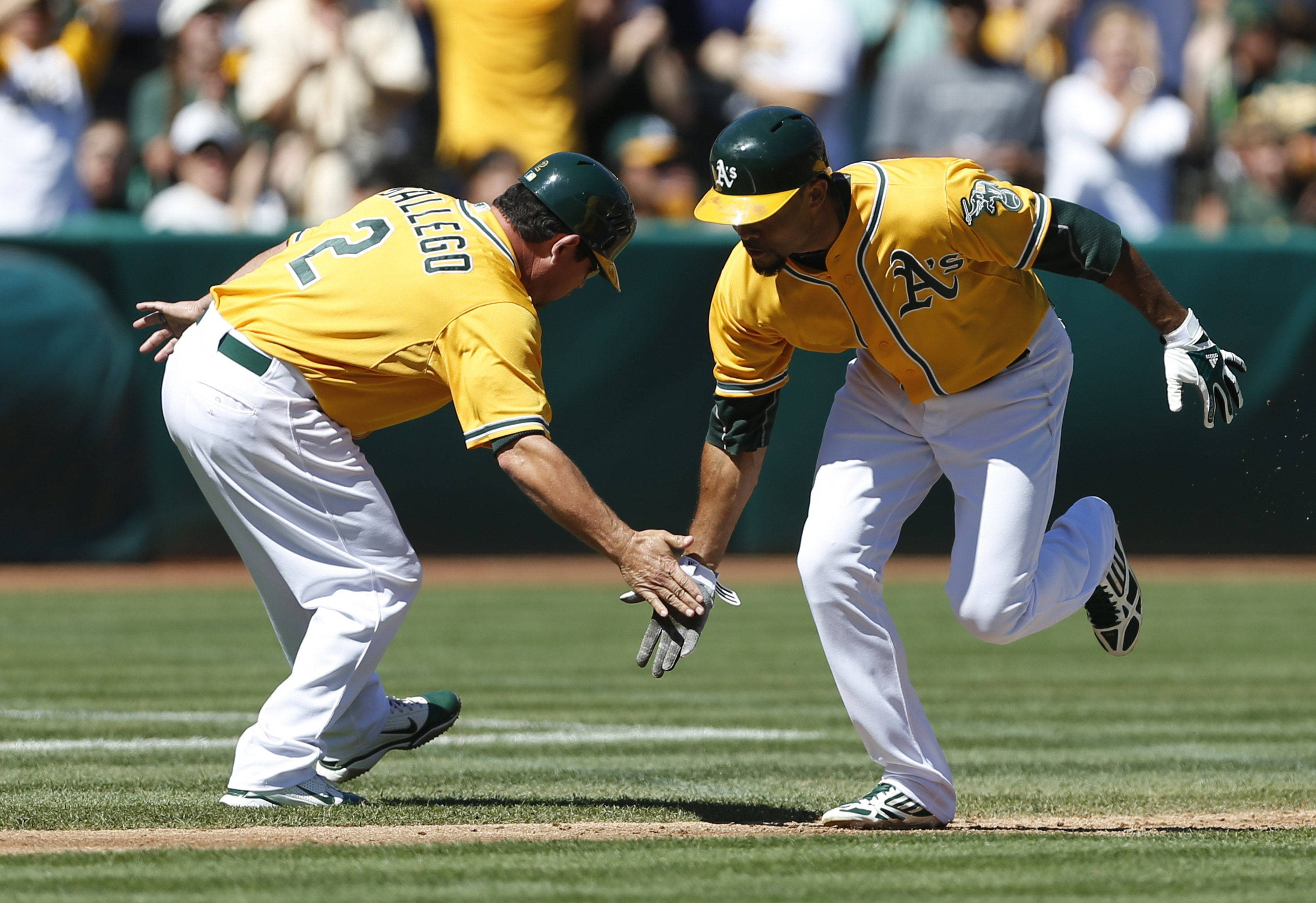 Oakland Athletics, yellow and green uniforms, sunlit field, 2K Desktop Wallpaper