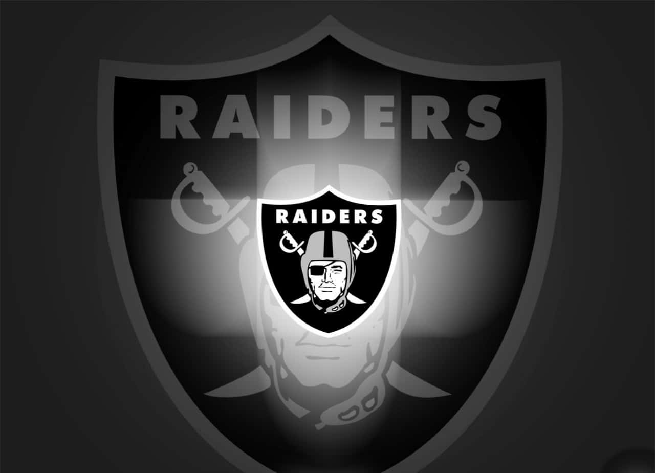 Oakland Raiders Logo, monochrome, spotlight effect, HD Desktop Wallpaper