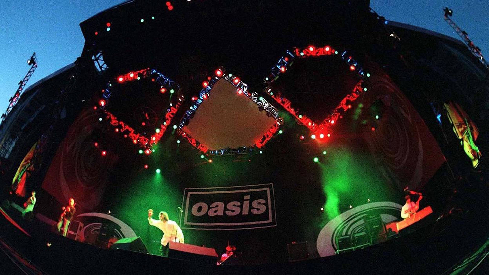 Oasis, fisheye view, vibrant stage, Full HD Desktop Wallpaper