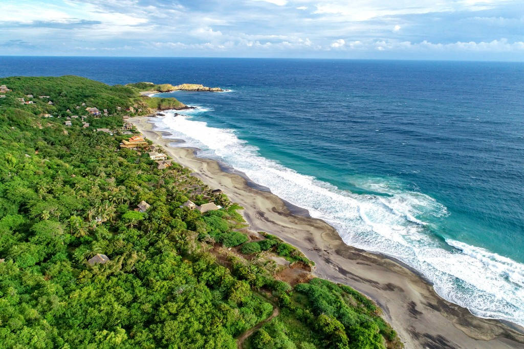 Oaxaca, tropical coastline, turquoise waves, SD Desktop Wallpaper