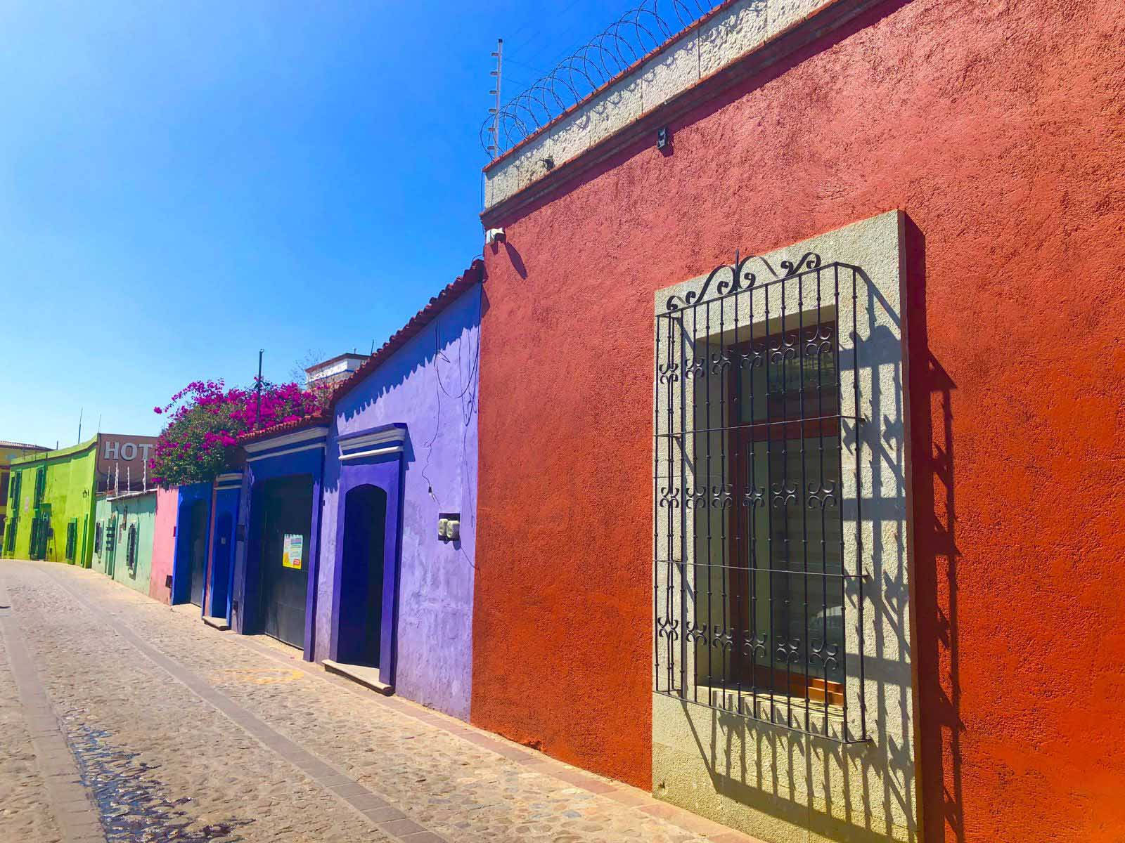 Oaxaca, colorful colonial buildings, sunlit cobblestone street, HD Desktop Wallpaper