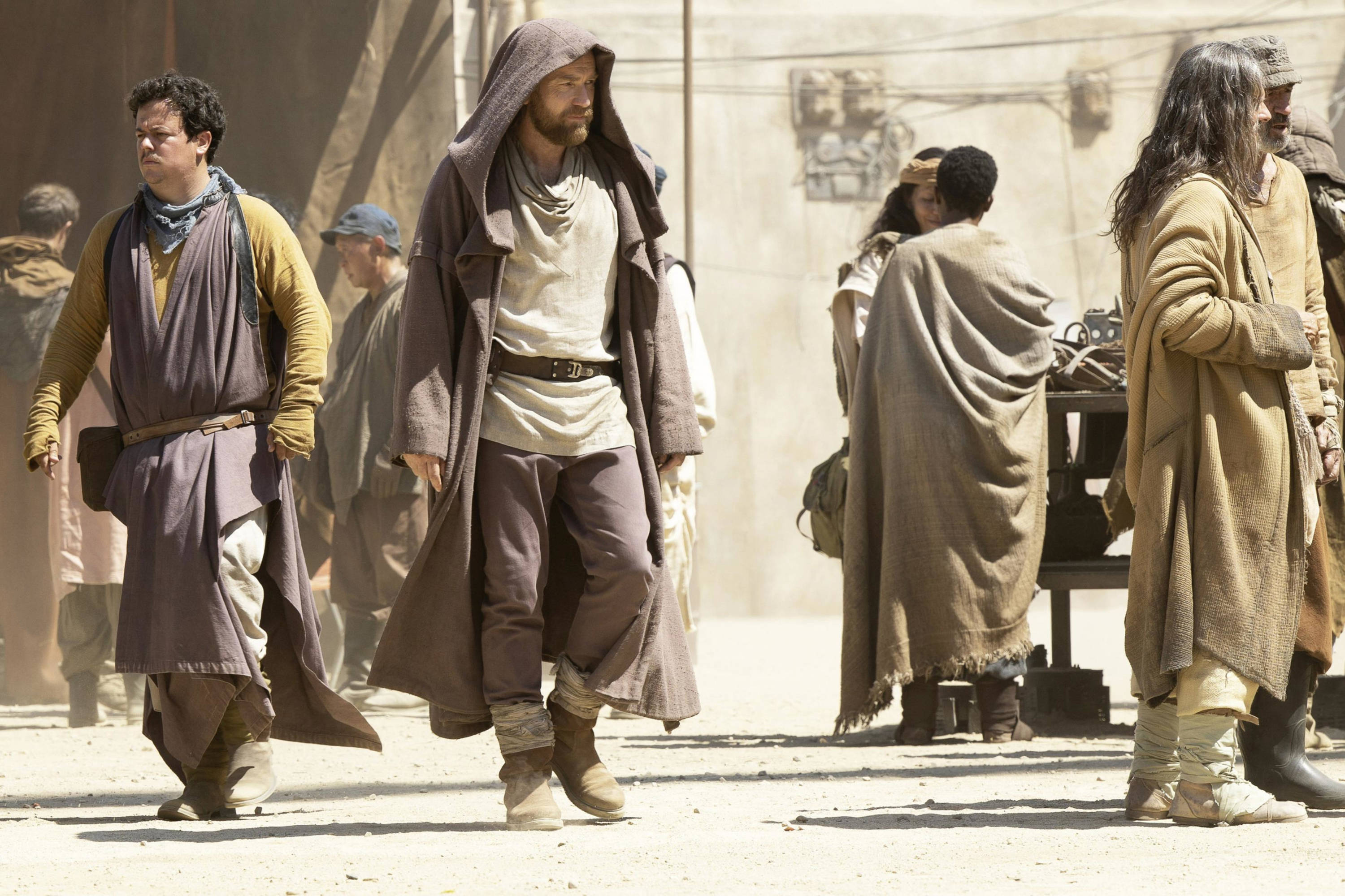 Obi Wan Kenobi, desert robe, desert marketplace, 2K Desktop Wallpaper