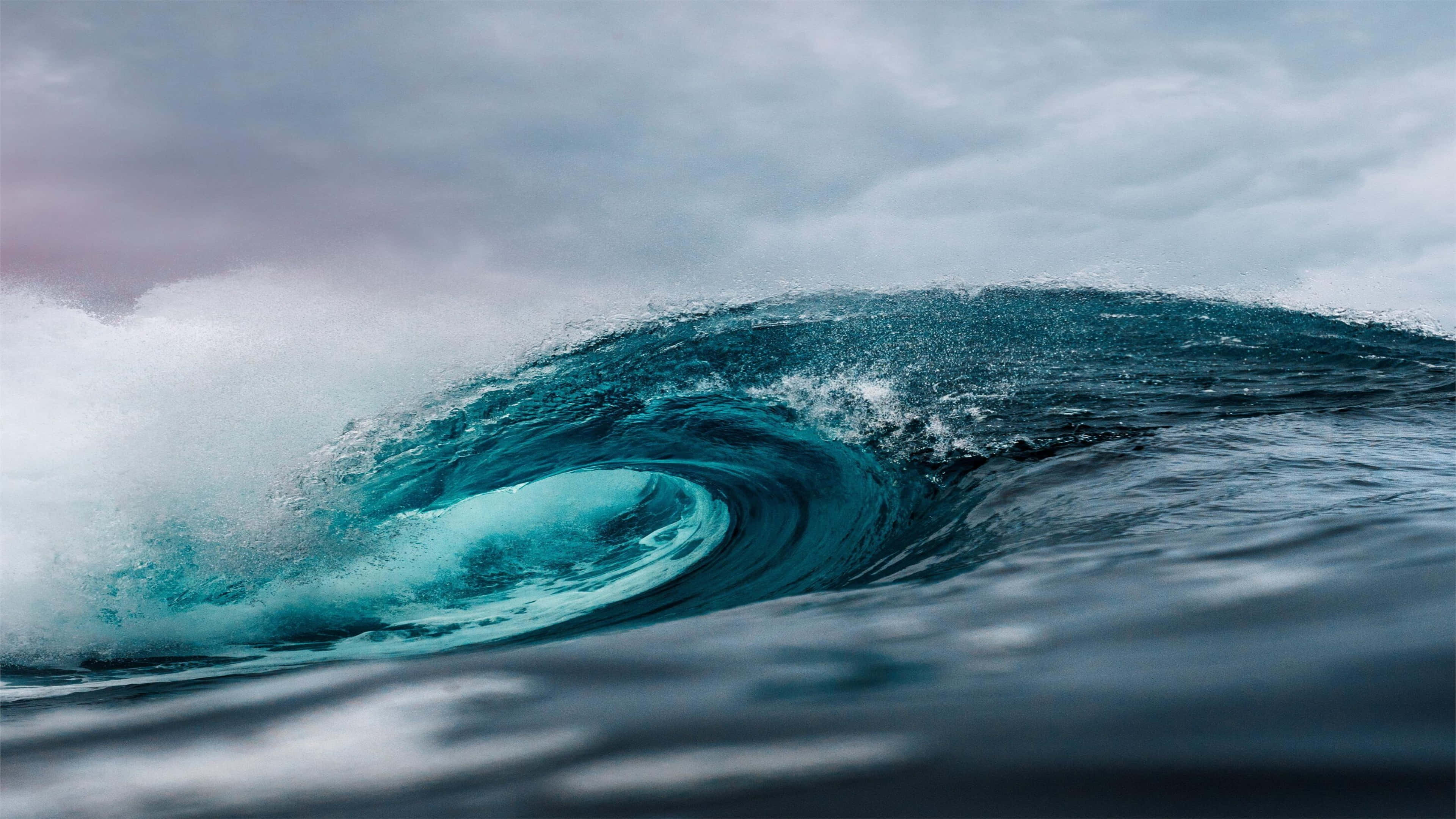 Ocean 4K iPad, turquoise ocean wave, barrel, 4K Desktop Wallpaper
