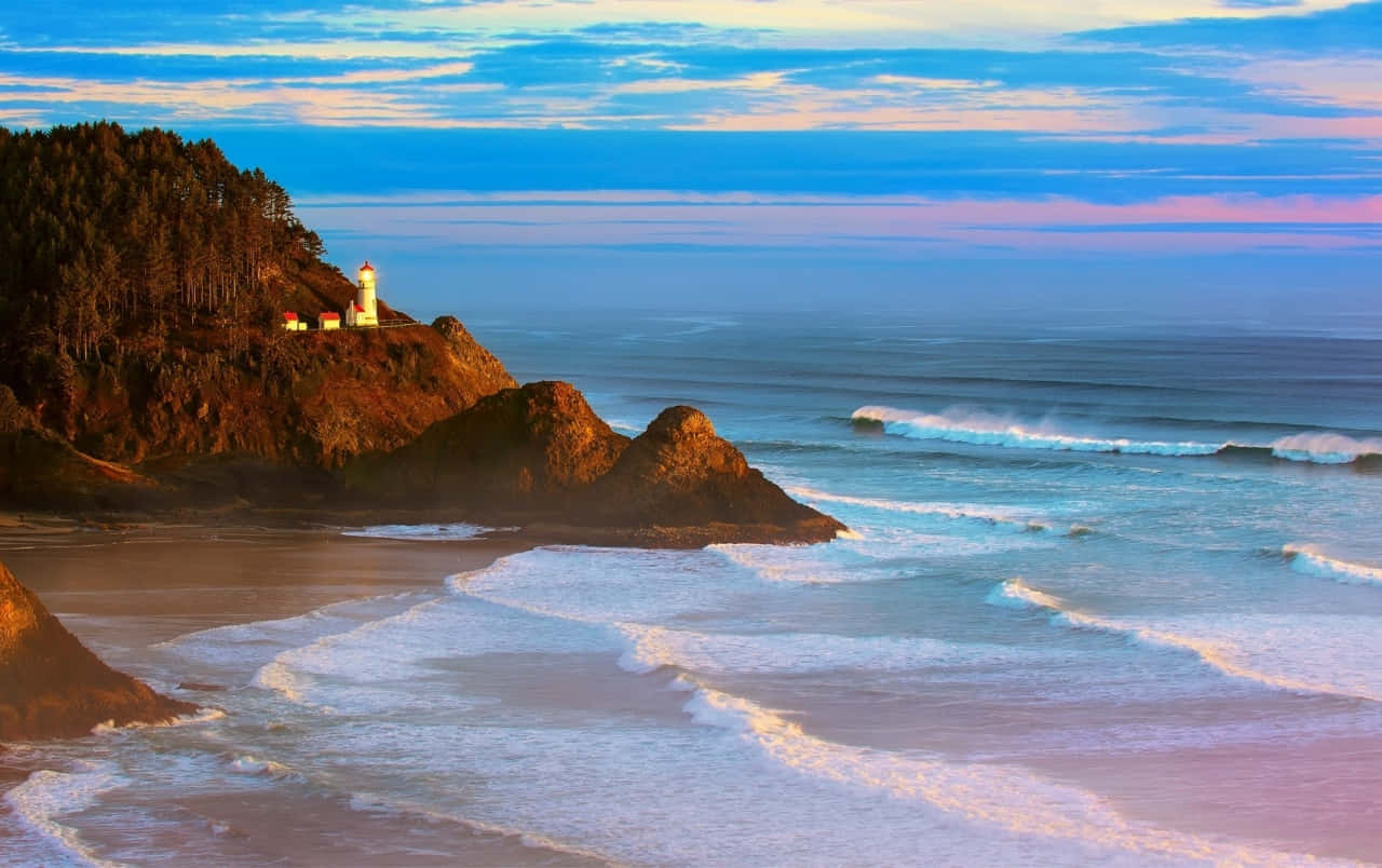 Pretty Ocean, lonesome lighthouse, rugged cliff, HD Desktop Wallpaper