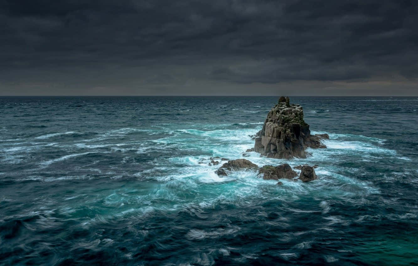Ocean Storm, rocky shoreline, churning teal waters, HD Desktop Wallpaper
