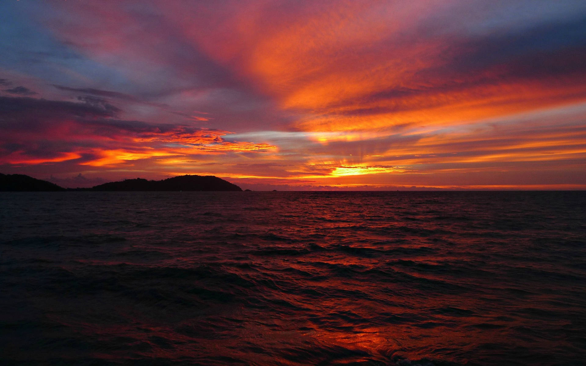 Gorgeous Horizon Sunset, fiery sunset, vivid reds oranges and purples, Full HD Desktop Wallpaper