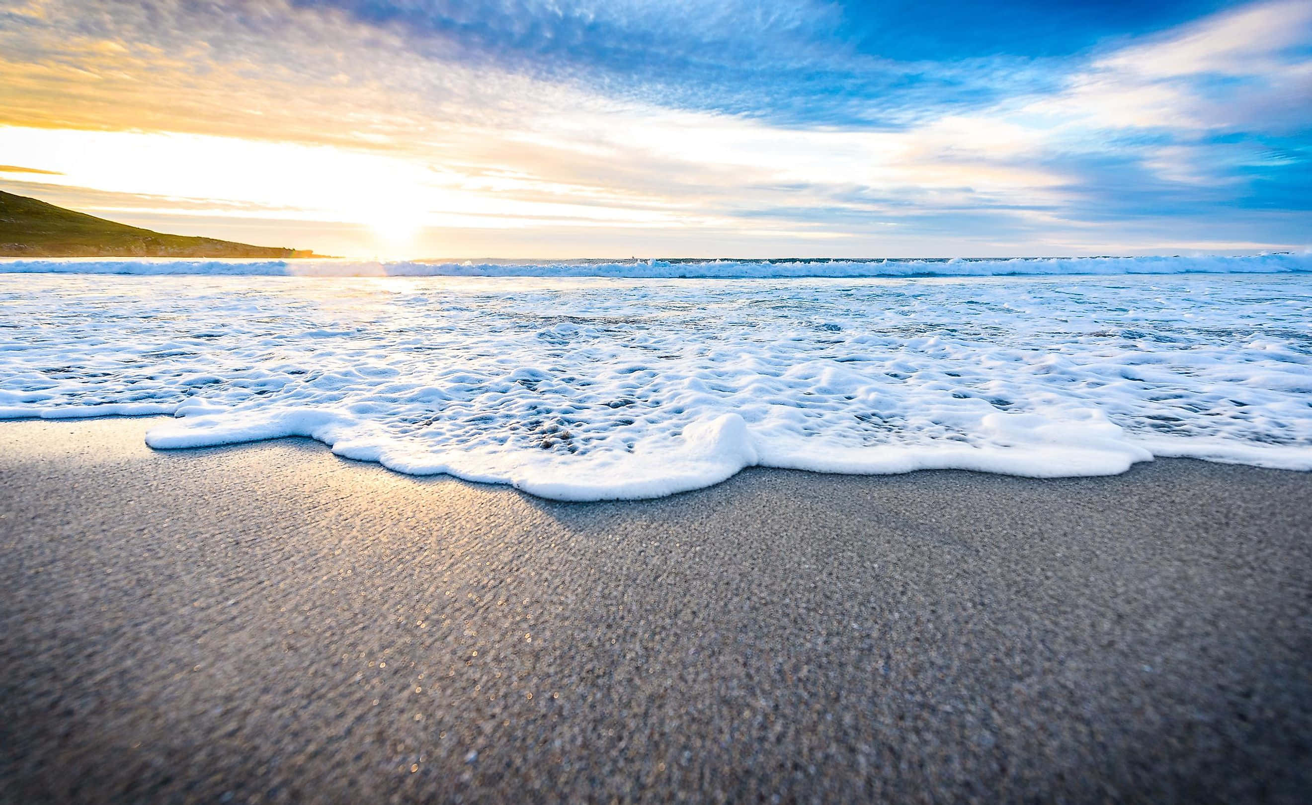 Ocean Tides, dusk, sandy beach, 2K Desktop Wallpaper