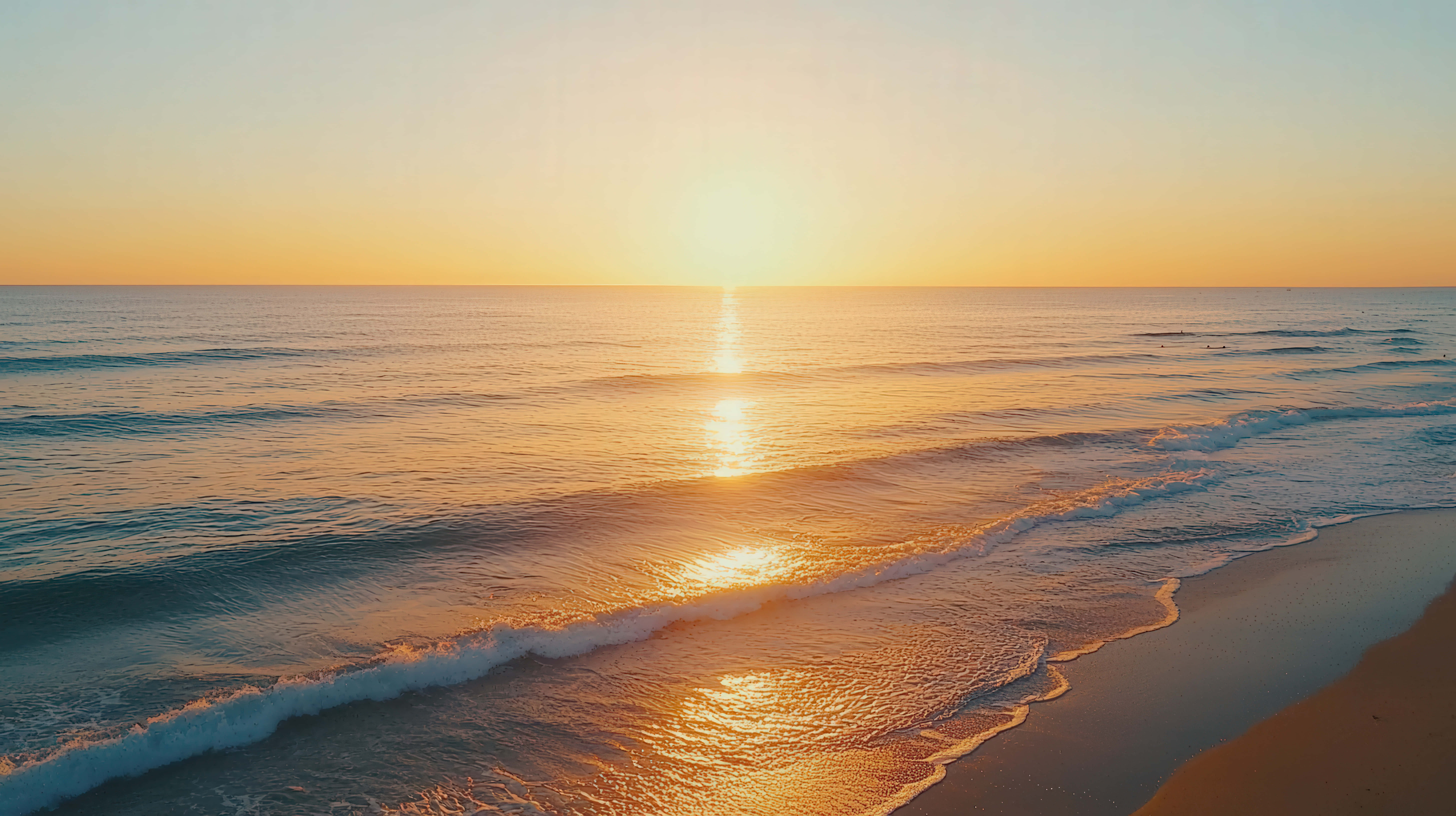 ocean, golden reflections, gentle waves, 8K Desktop Wallpaper