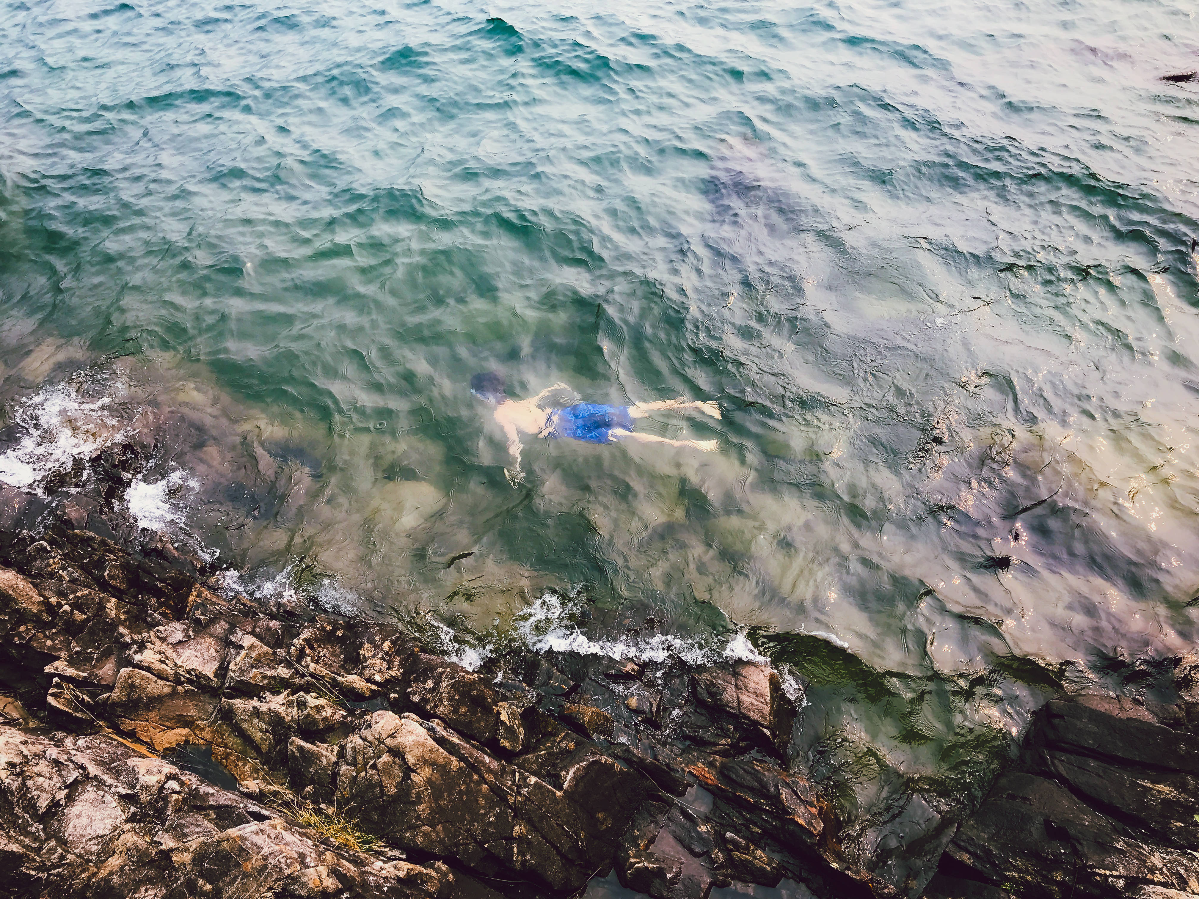 snorkeling, seashore, clear turquoise water, 4K Desktop Wallpaper