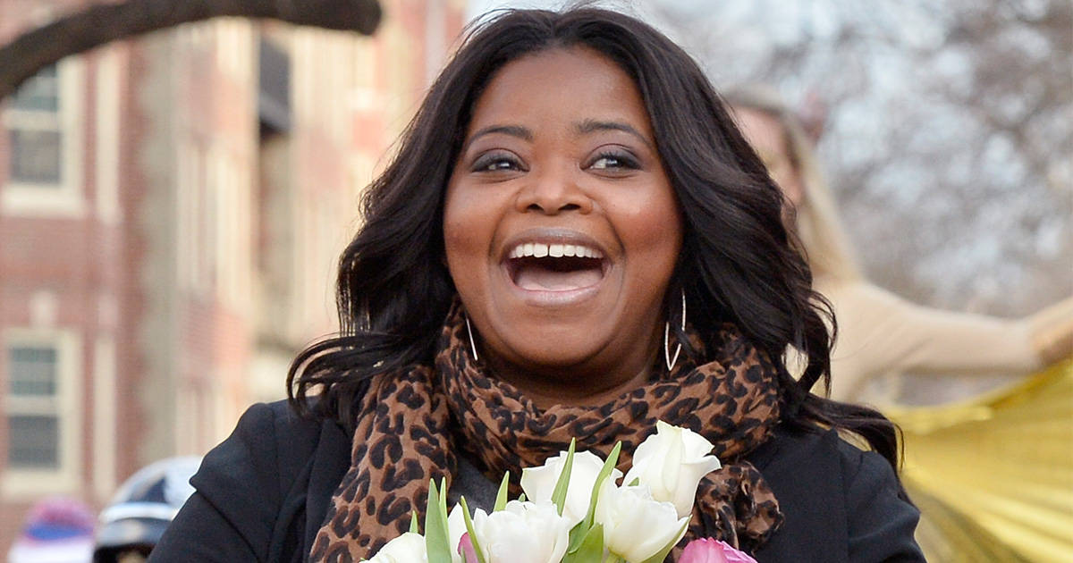 Octavia Spencer, Emmy Award-winning Actress, leopard print scarf, SD Desktop Wallpaper